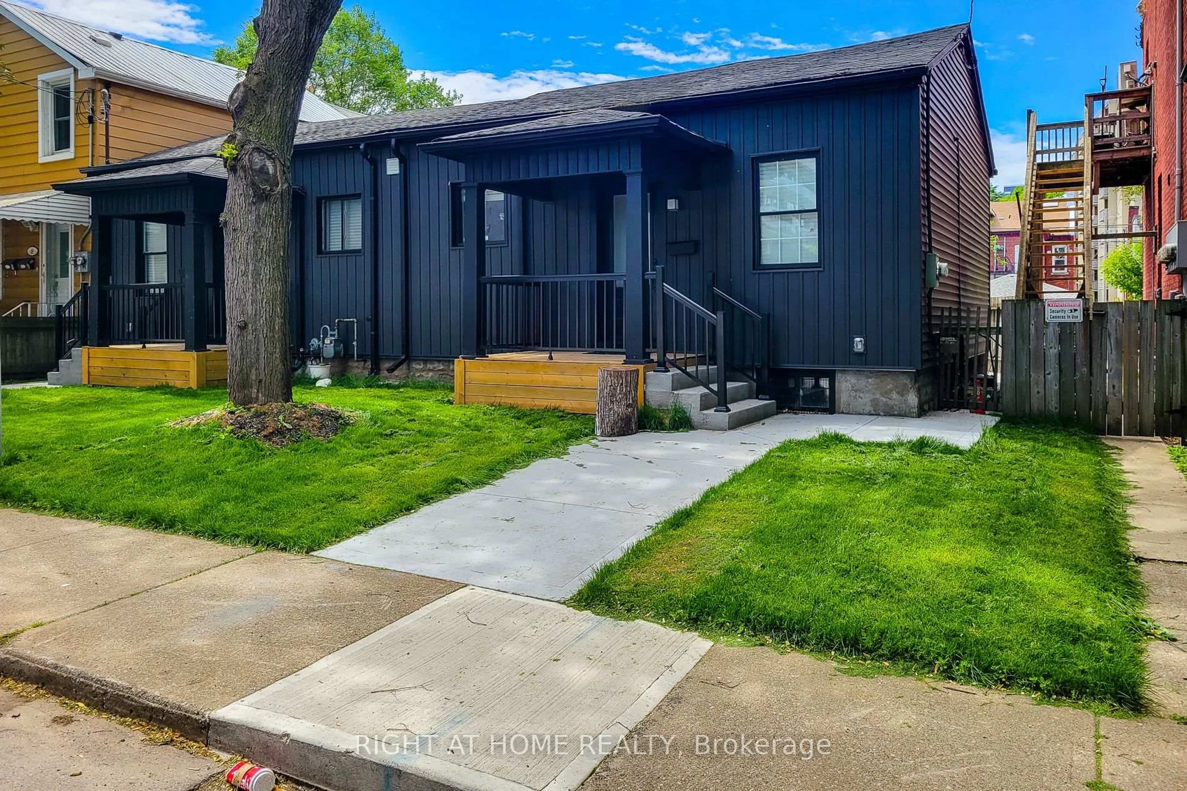 Unknown for 53 West Ave, Hamilton Ontario L8L 5C1