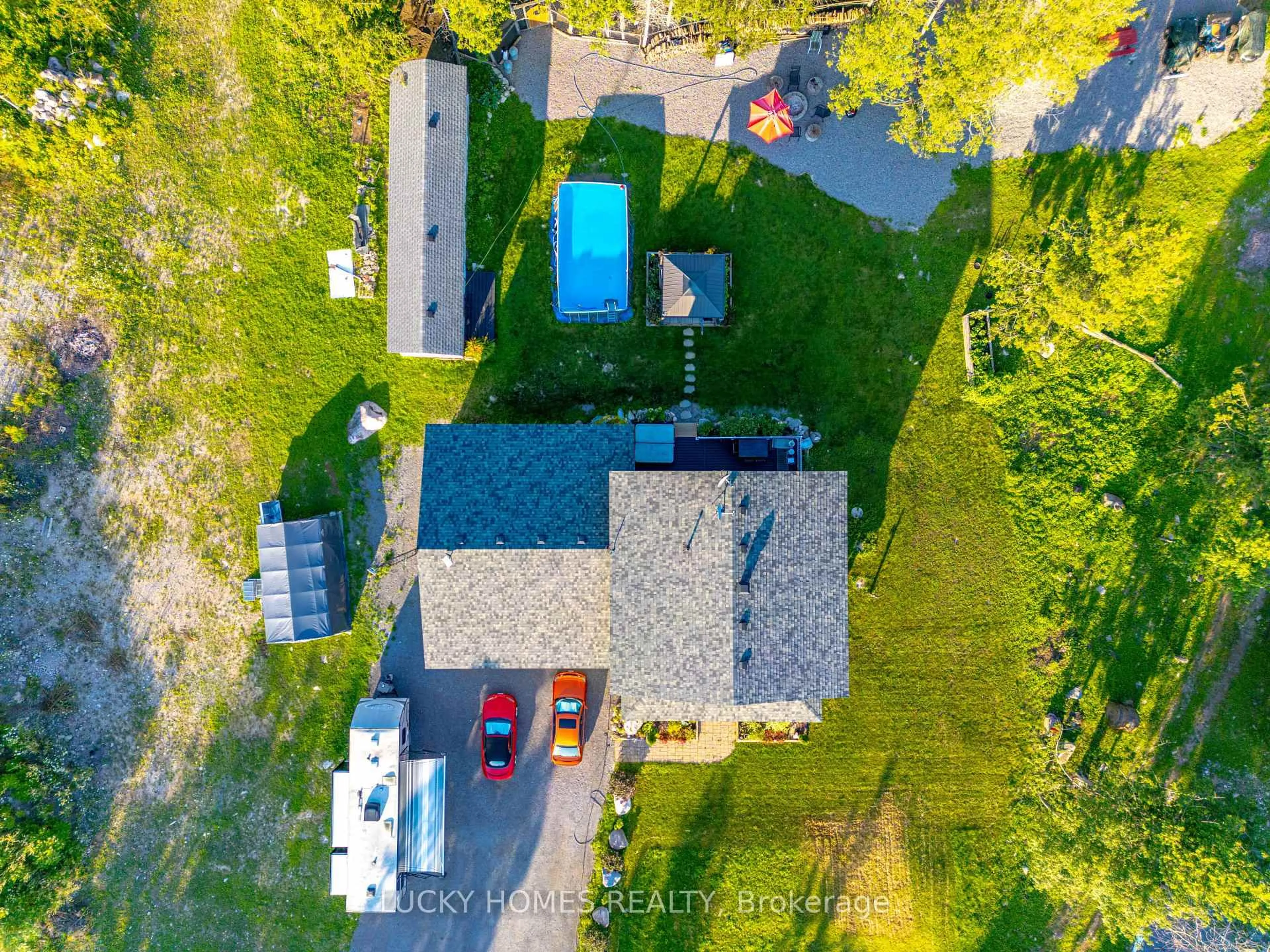 A pic from outside/outdoor area/front of a property/back of a property/a pic from drone, unknown for 2916 Shannonville Rd, Tyendinaga Ontario K0K 2V0