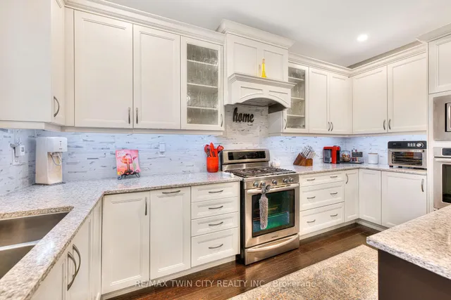 Additional property image - 533 Terrington Cres