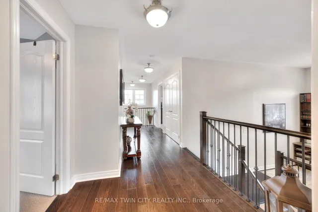 Additional property image - 533 Terrington Cres