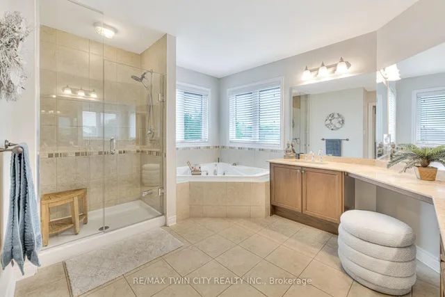 Additional property image - 533 Terrington Cres