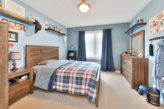 Additional property image - 533 Terrington Cres