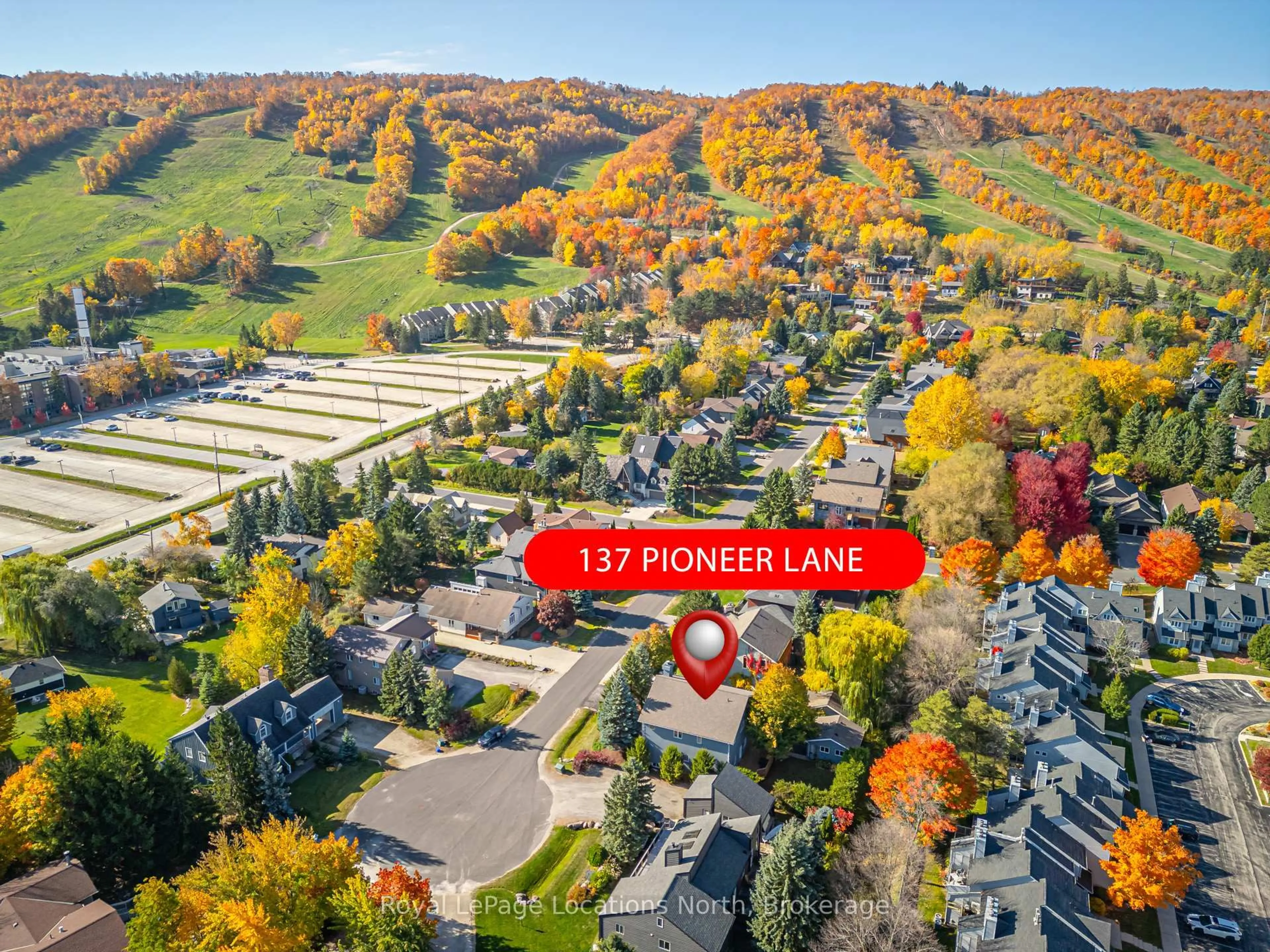 A pic from outside/outdoor area/front of a property/back of a property/a pic from drone, mountain view for 137 Pioneer Lane, Blue Mountains Ontario L9Y 0M7