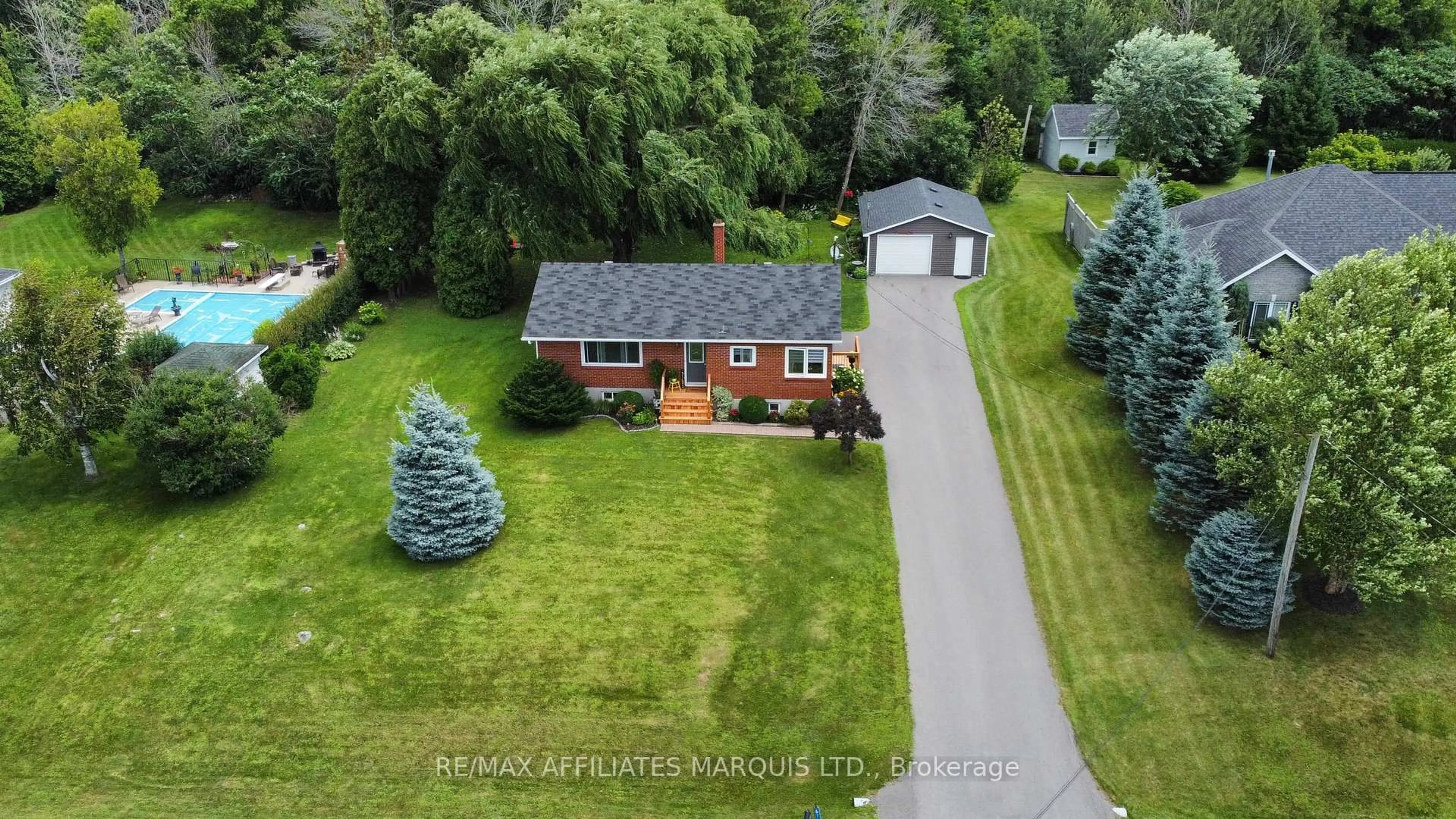 A pic from outside/outdoor area/front of a property/back of a property/a pic from drone, street for 6711 Purcell Rd, South Glengarry Ontario K6H 7R5