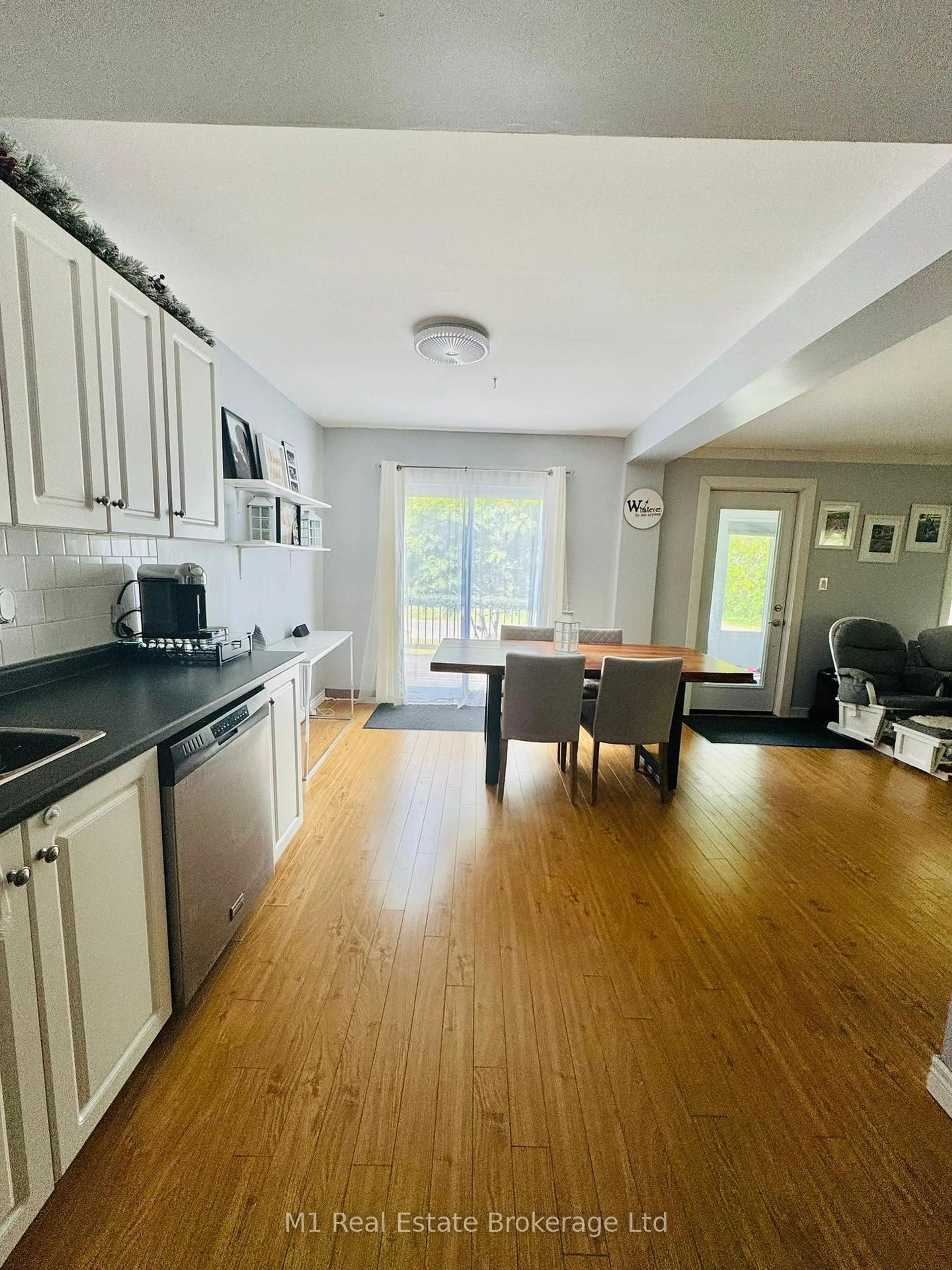 Open concept kitchen, unknown for 20 Joseph St, Georgian Bay Ontario P0C 1H0
