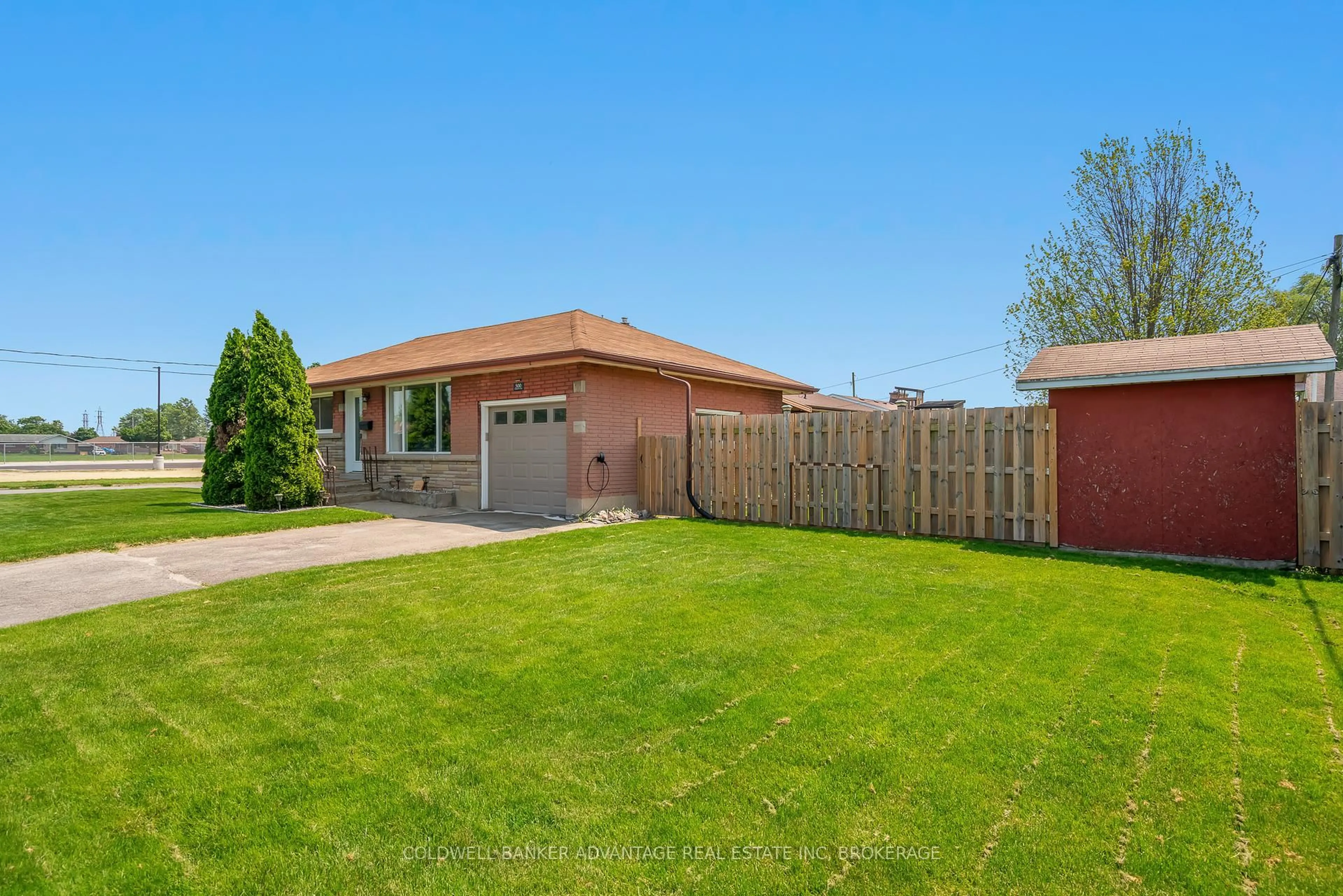 Home with brick exterior material, street for 500 Harrison Ave, Welland Ontario L3B 1C7