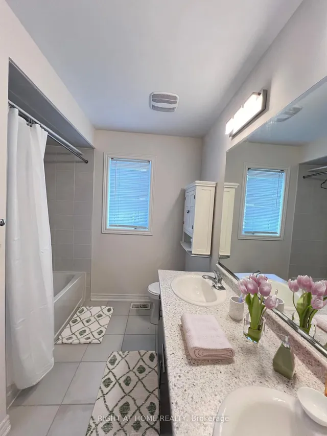 Additional image 3 of 52 Heming Tr