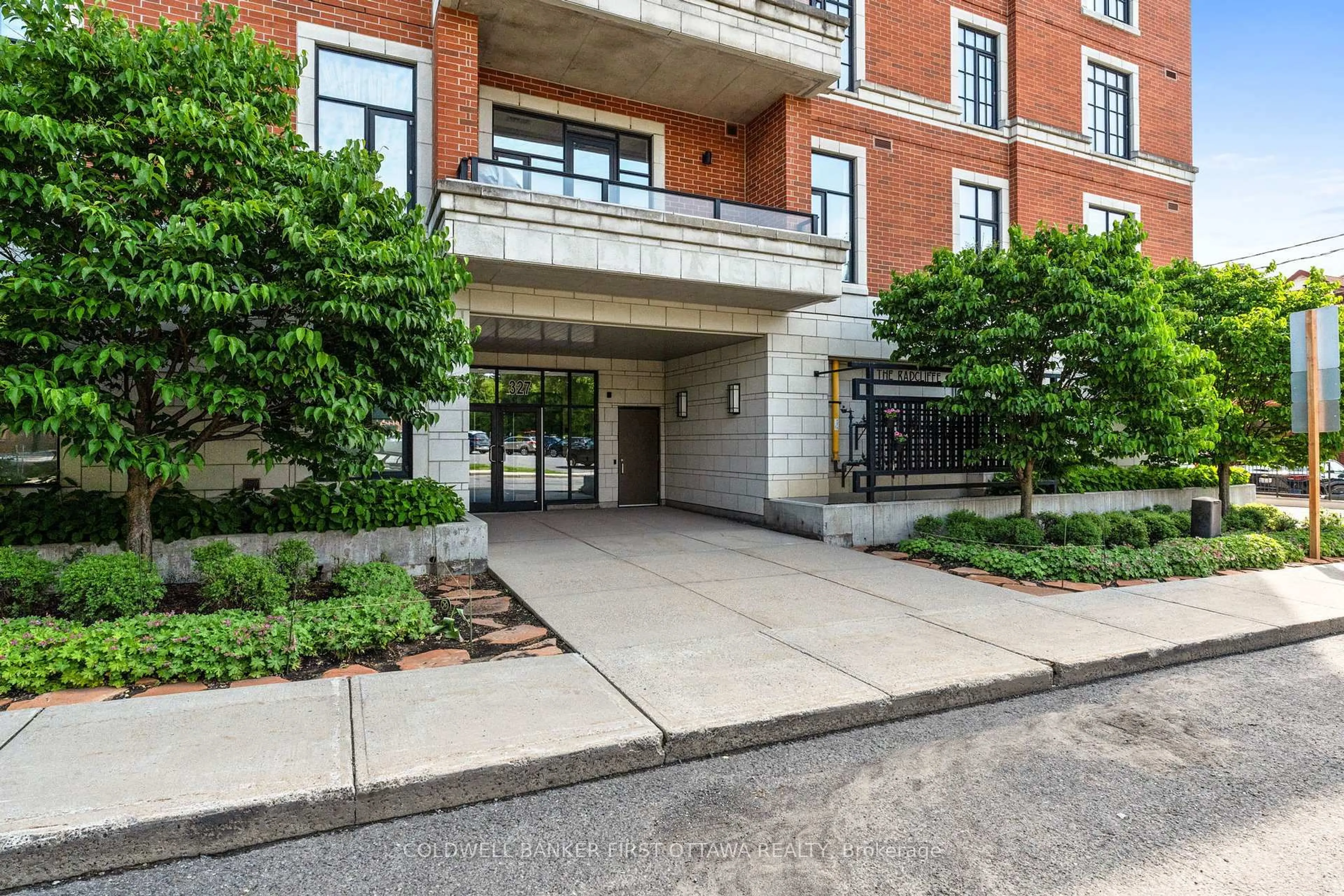 Unknown for 327 BREEZEHILL Ave #705, Ottawa Ontario K1Y 1R6