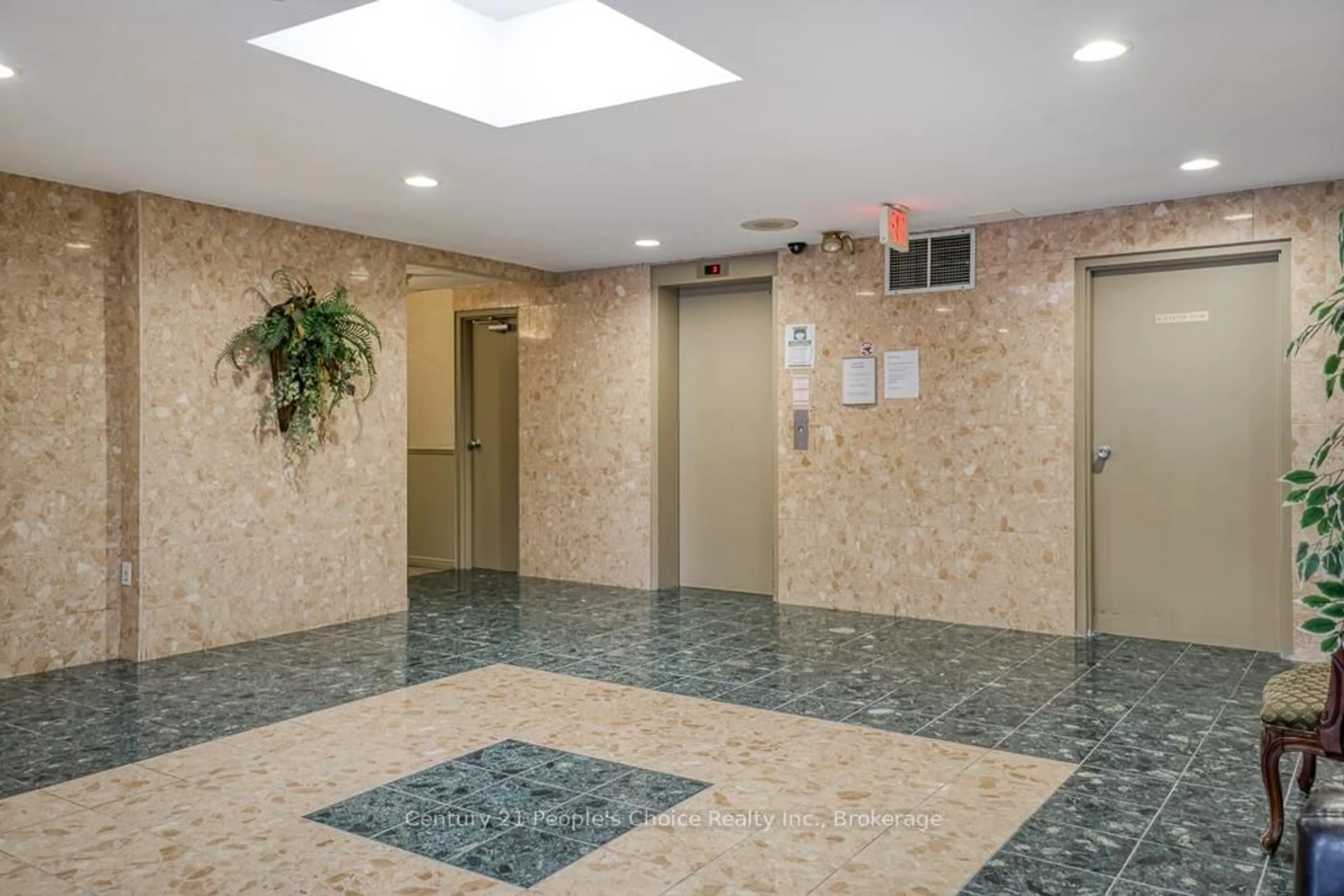 Indoor foyer for 77 Base Line Rd #503, London South Ontario N6J 1V5