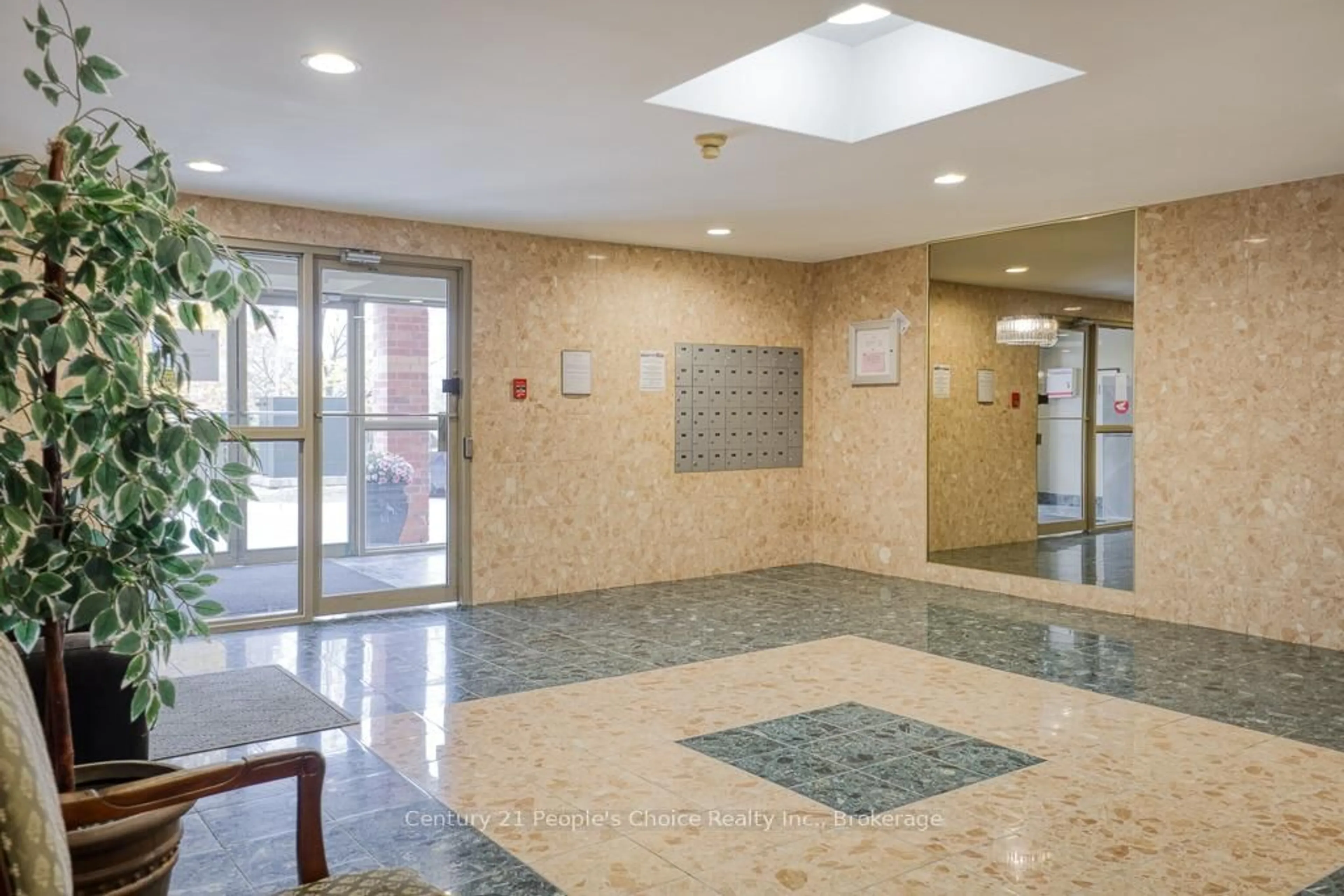 Lobby for 77 Base Line Rd #503, London South Ontario N6J 1V5