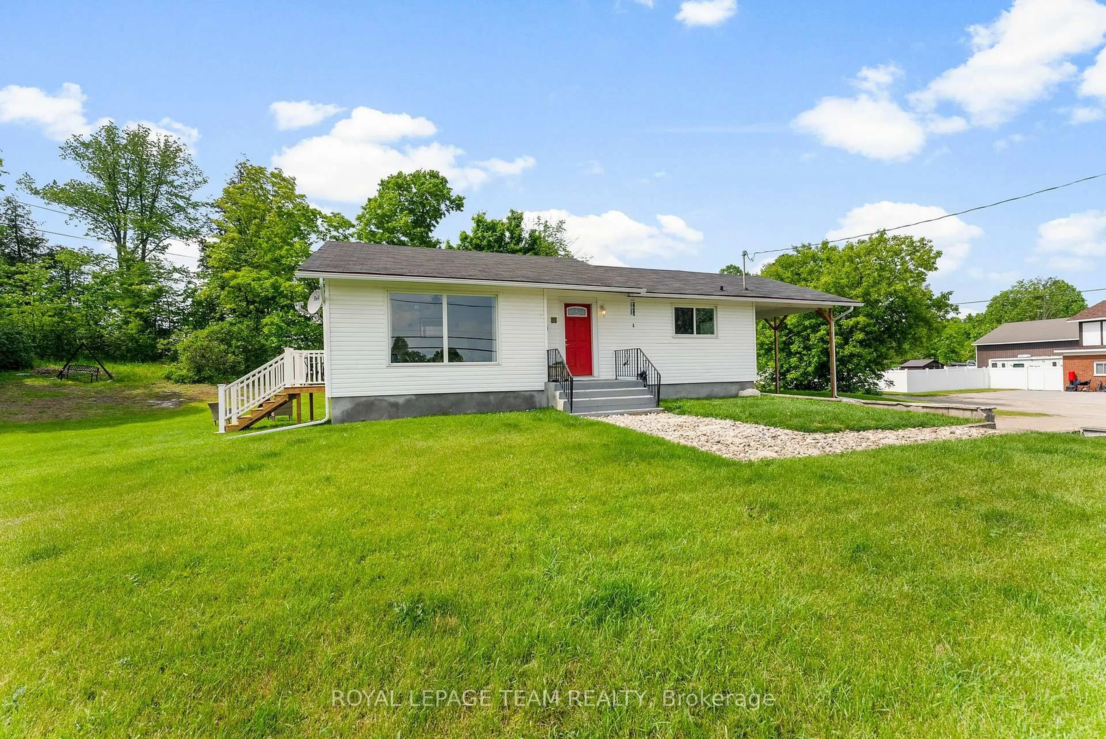 A pic from outside/outdoor area/front of a property/back of a property/a pic from drone, street for 4872 Calabogie Rd, Calabogie Ontario K0J 1H0