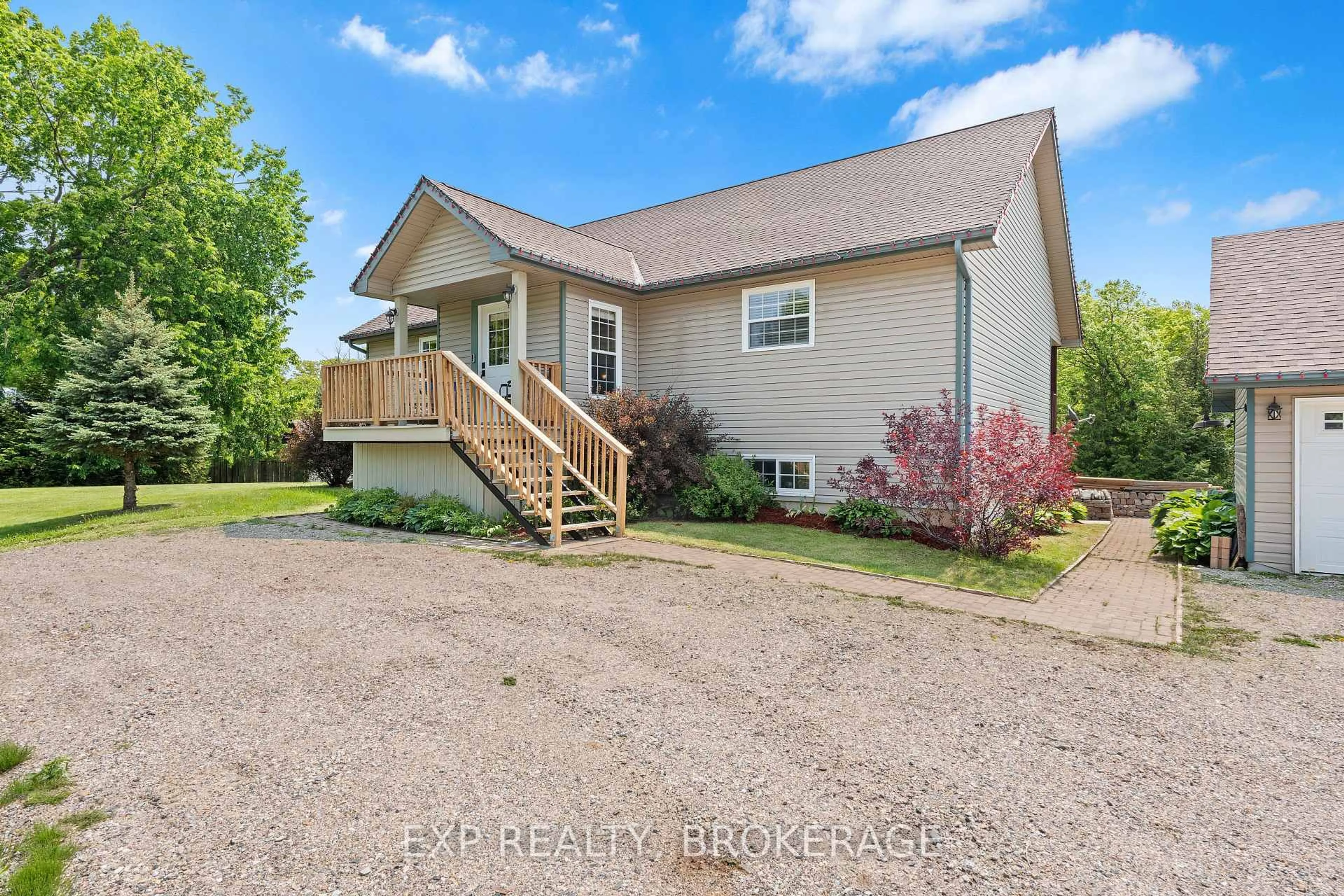 A pic from outside/outdoor area/front of a property/back of a property/a pic from drone, unknown for 6076B ARDEN Rd, Frontenac Ontario K0H 0B6