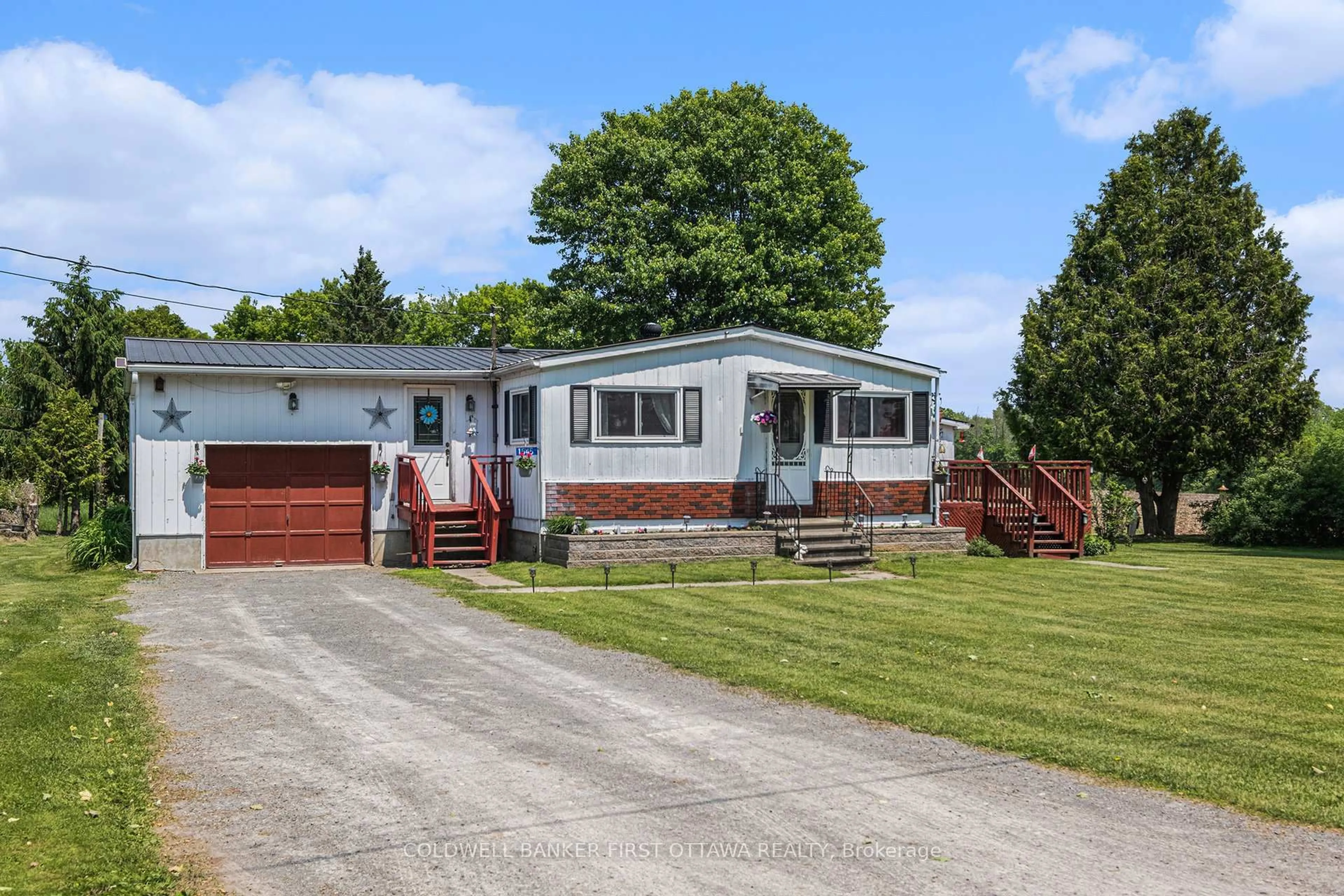 Home with vinyl exterior material, street for 1545 Highway 42 Rd, Rideau Lakes Ontario K0G 1V0