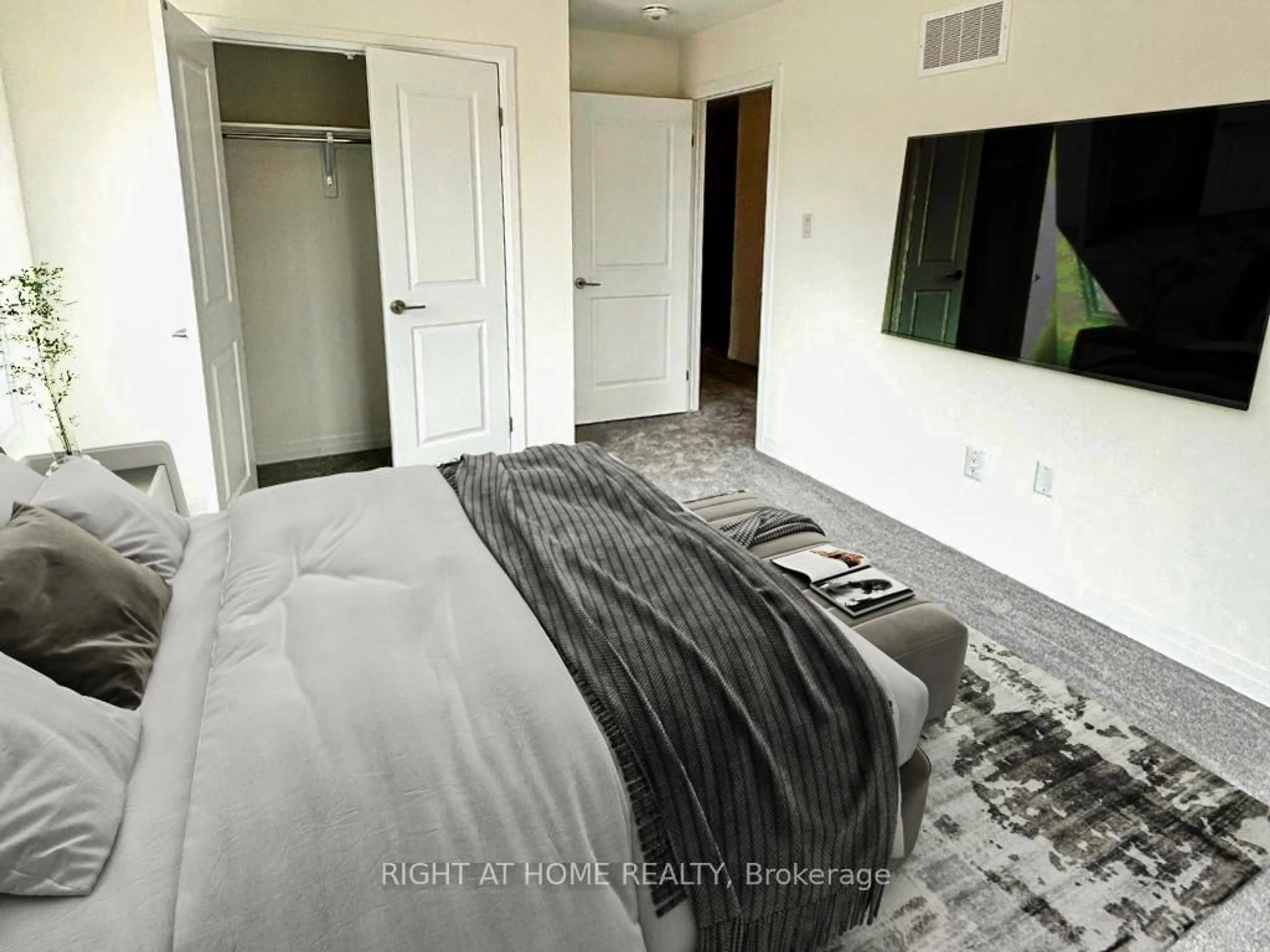A pic of a room for 95 Hitchman St, Brant Ontario N3L 0M1