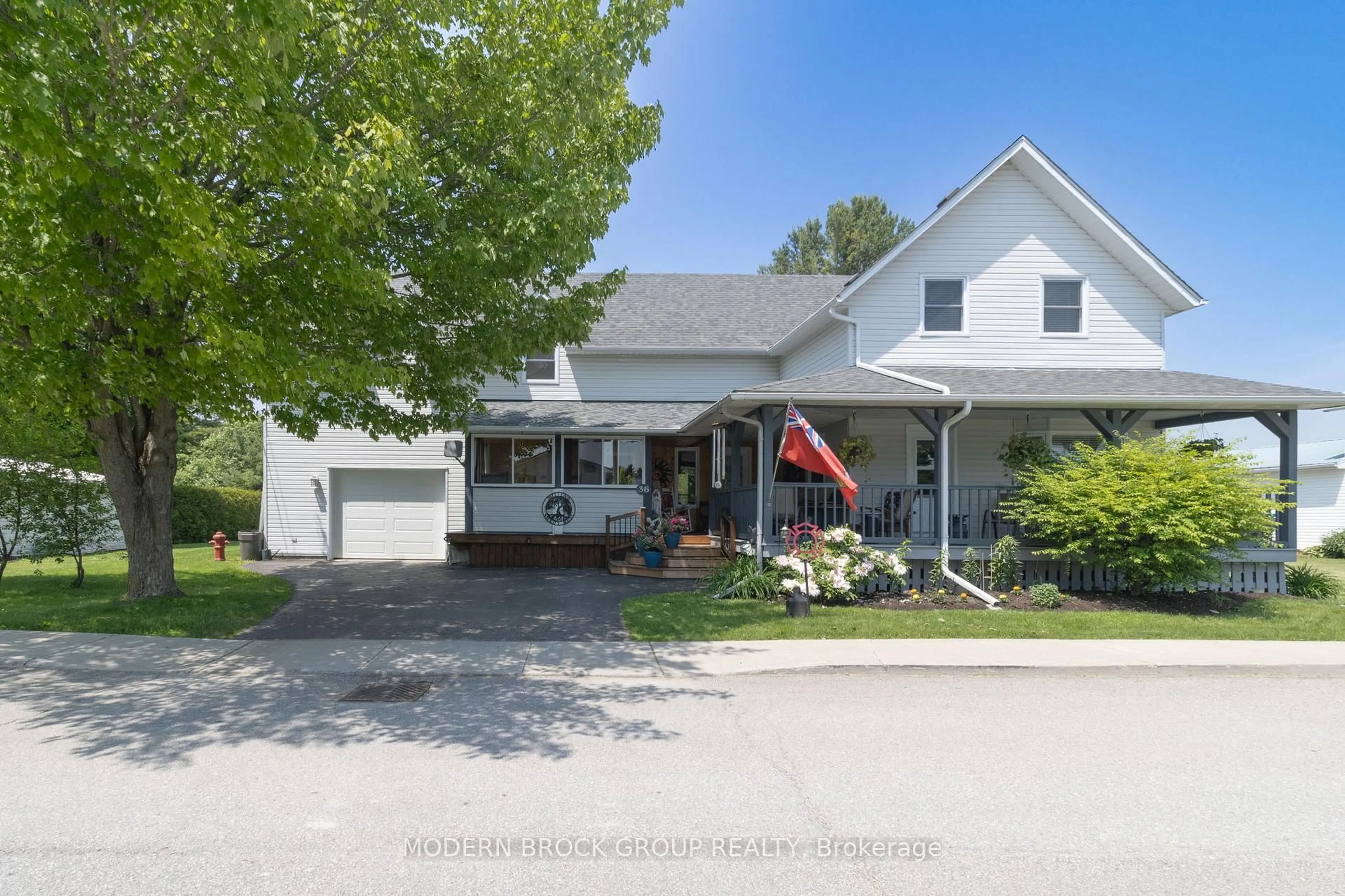 Unknown for 36 Wellington St, Athens Ontario K0E 1B0