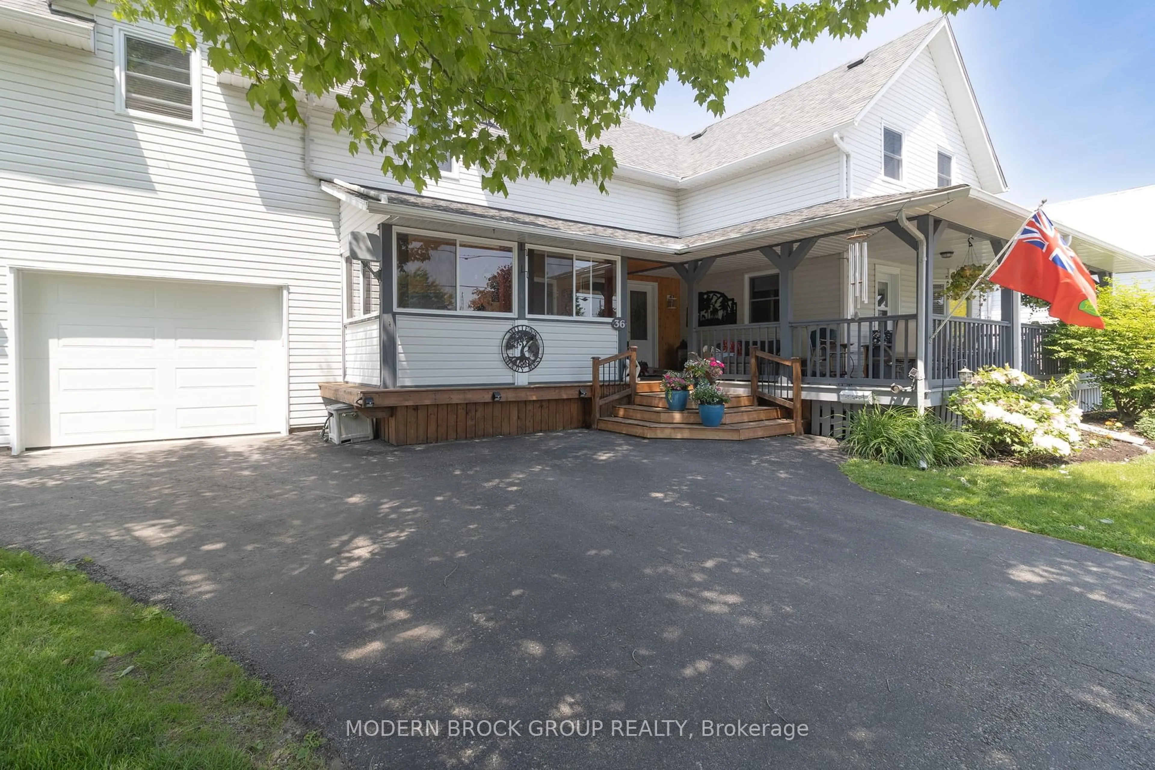 Unknown for 36 Wellington St, Athens Ontario K0E 1B0