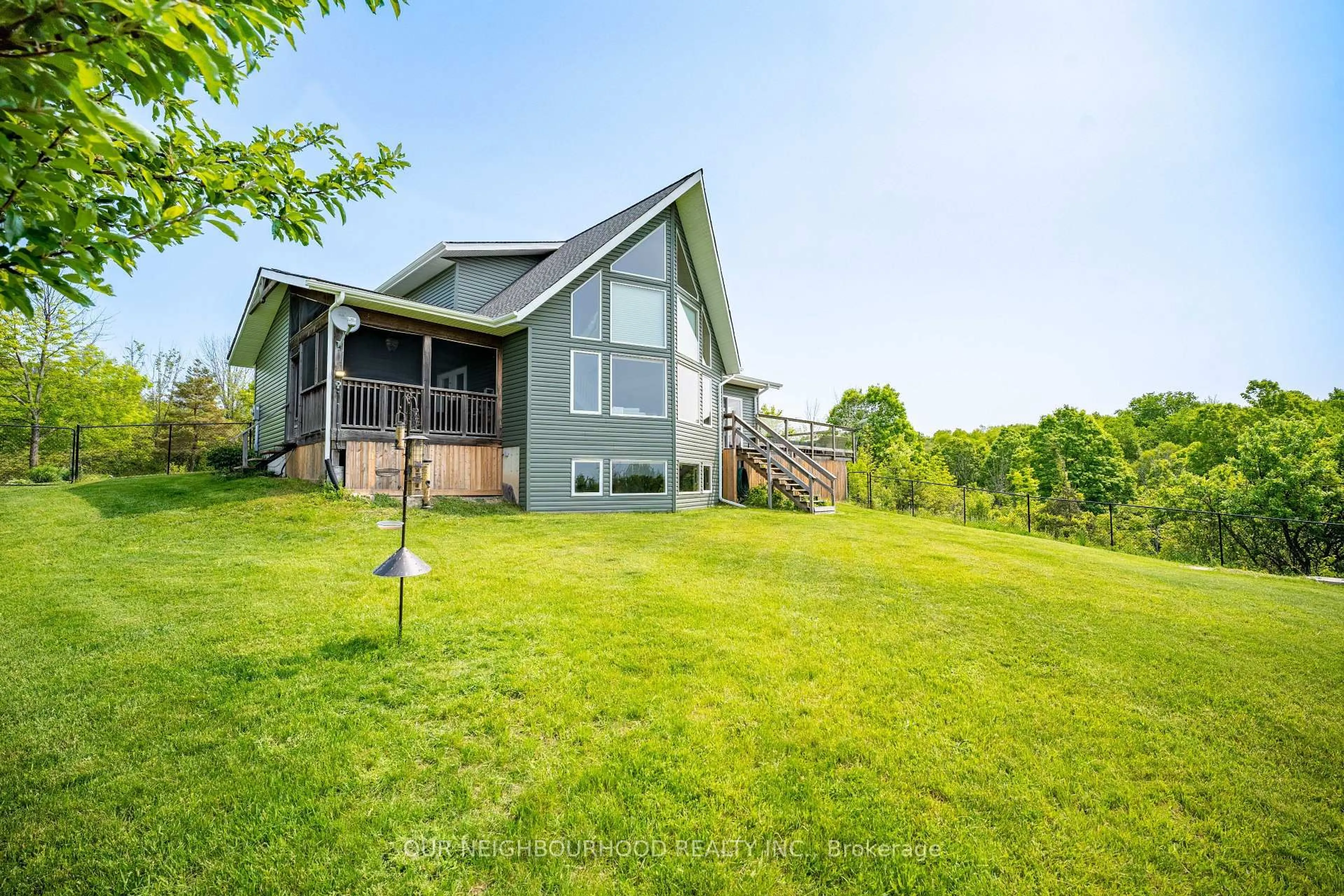A pic from outside/outdoor area/front of a property/back of a property/a pic from drone, water/lake/river/ocean view for 761 Northumberland Hts Rd, Alnwick/Haldimand Ontario K9A 4J9