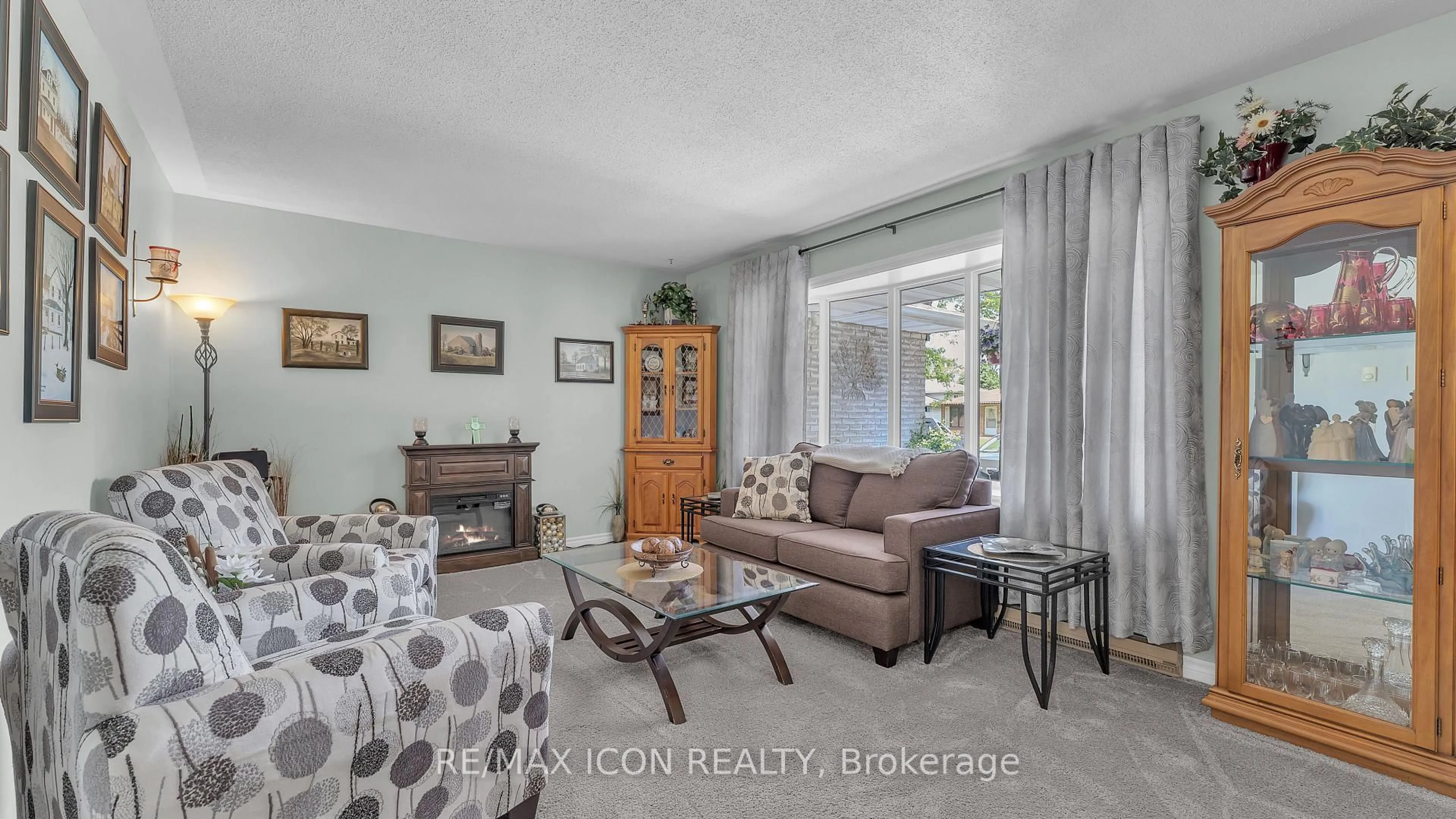Living room with furniture, unknown for 189 Bethany St, North Middlesex Ontario N0M 2K0