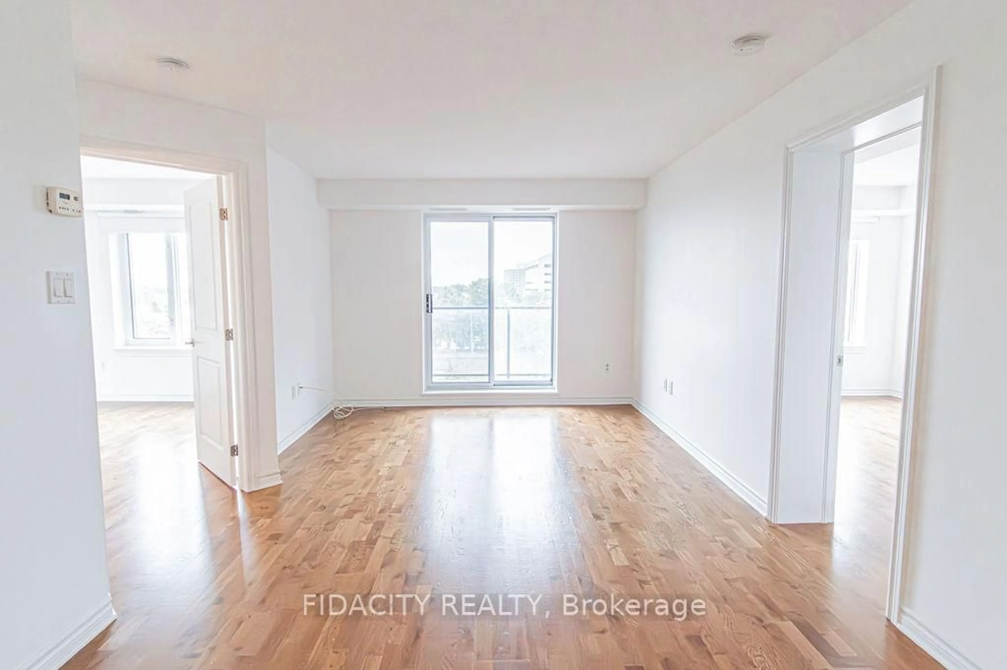 A pic of a room for 314 Central Park Dr #511, Ottawa Ontario K2C 0R2