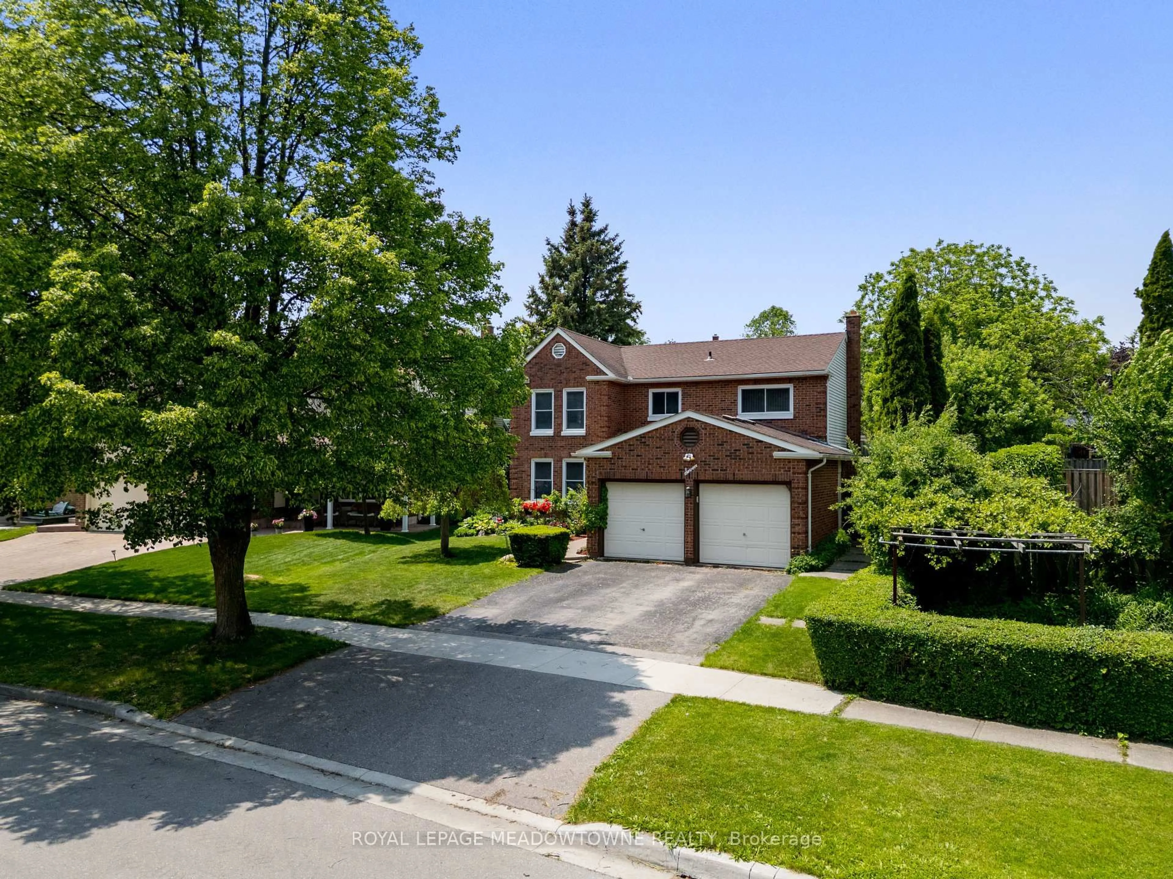 Unknown for 7 Deerwood Cres, Kitchener Ontario N2N 1R4