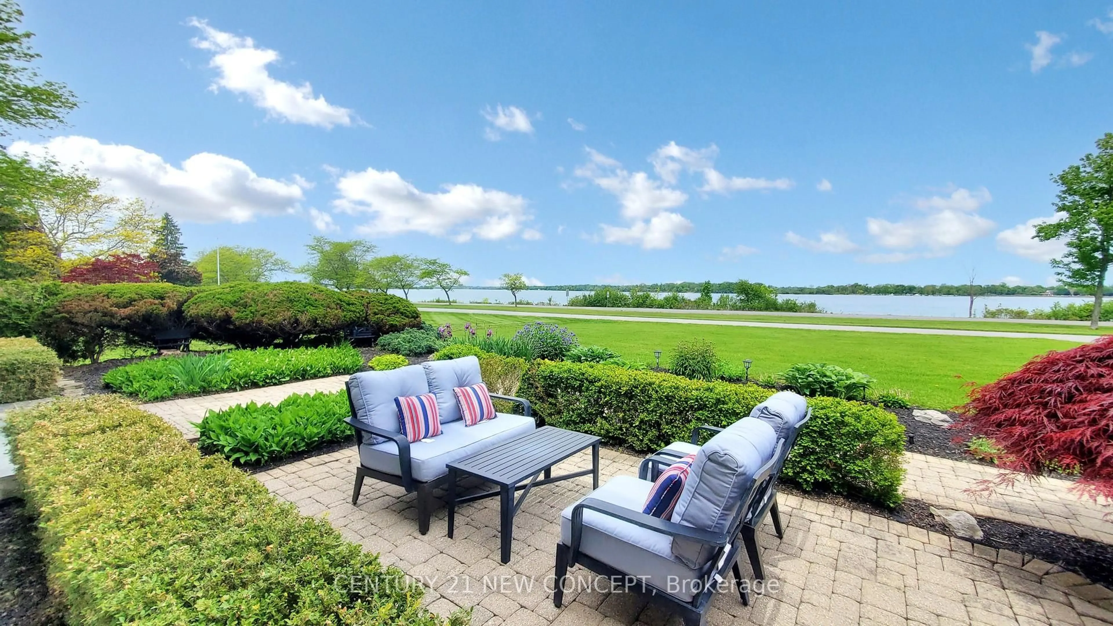 Patio, water/lake/river/ocean view for 2011 Niagara Pkwy, Fort Erie Ontario L2A 5M4
