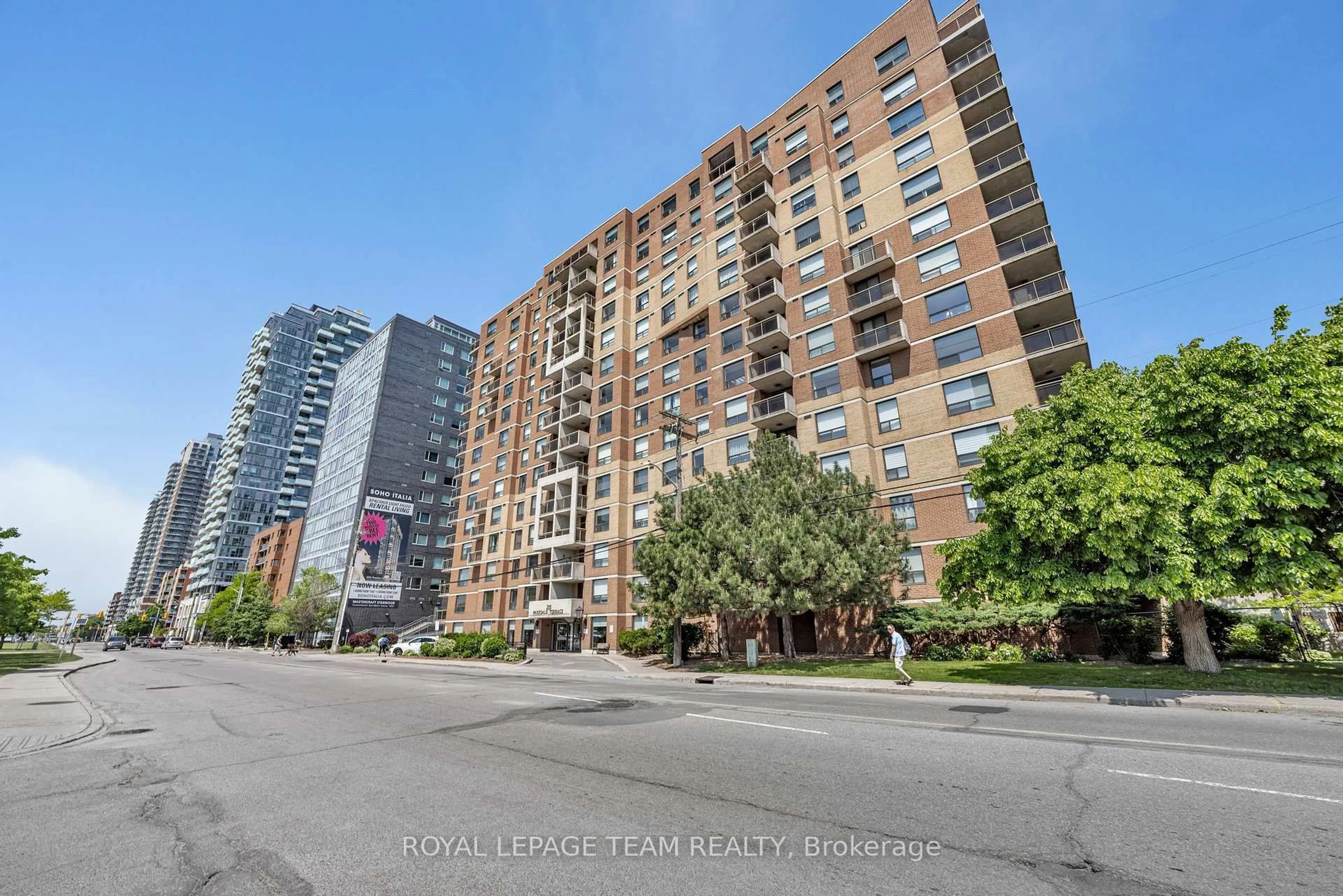 A pic from outside/outdoor area/front of a property/back of a property/a pic from drone, street for 215 Parkdale Ave #904, Ottawa Ontario K1Y 4T8