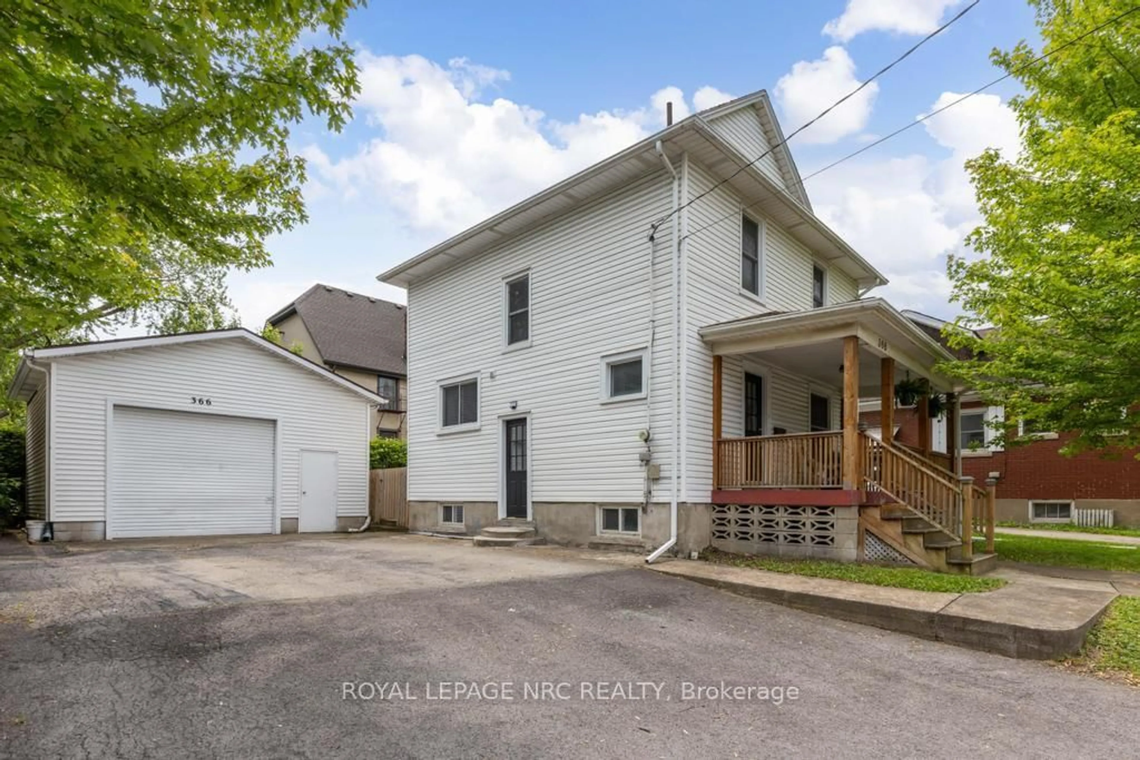 Unknown for 366 Glendale Ave, St. Catharines Ontario L2T 1C1
