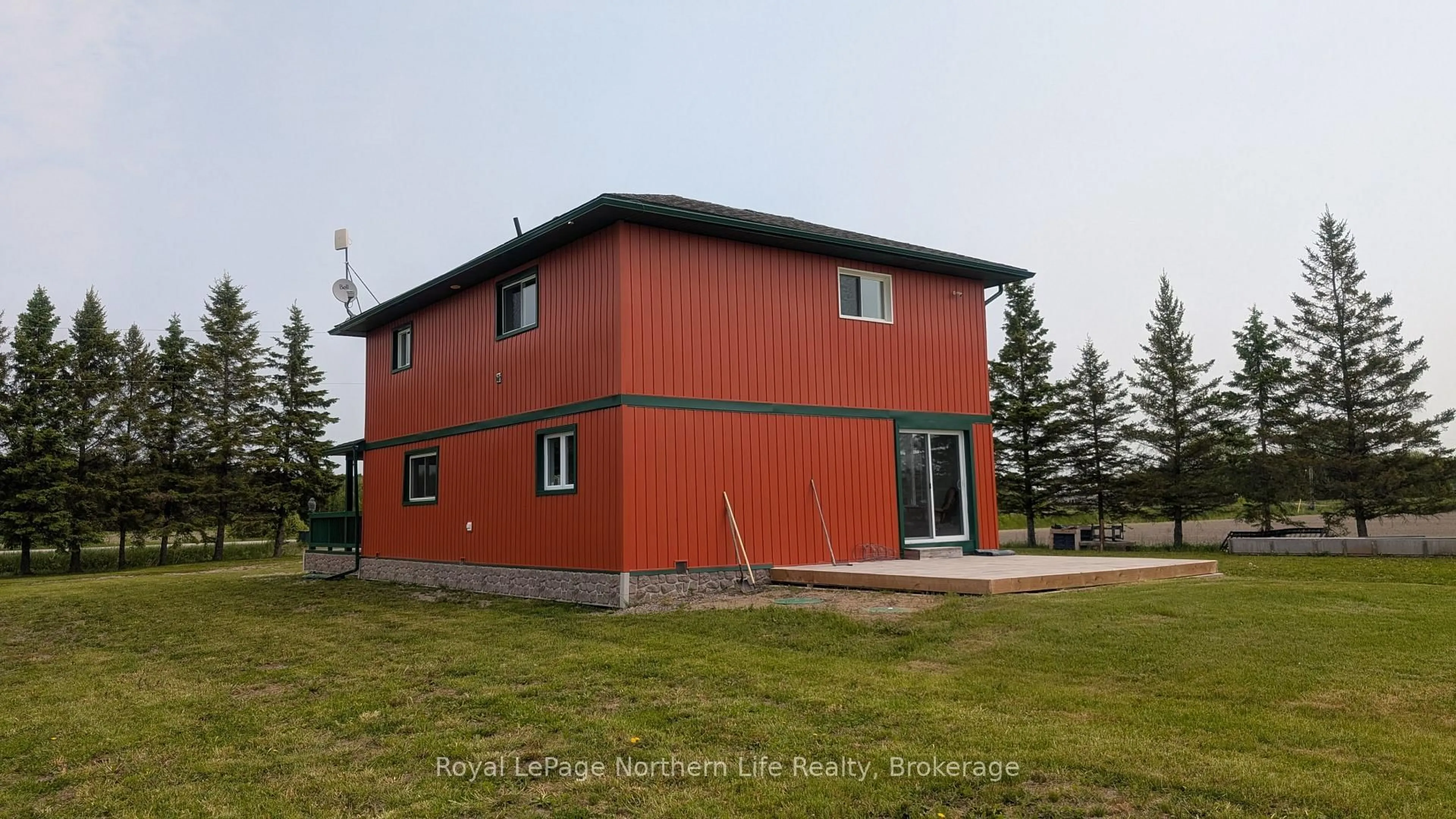 Home with vinyl exterior material, building for 1234 Levac Rd, West Nipissing Ontario P0H 1G0