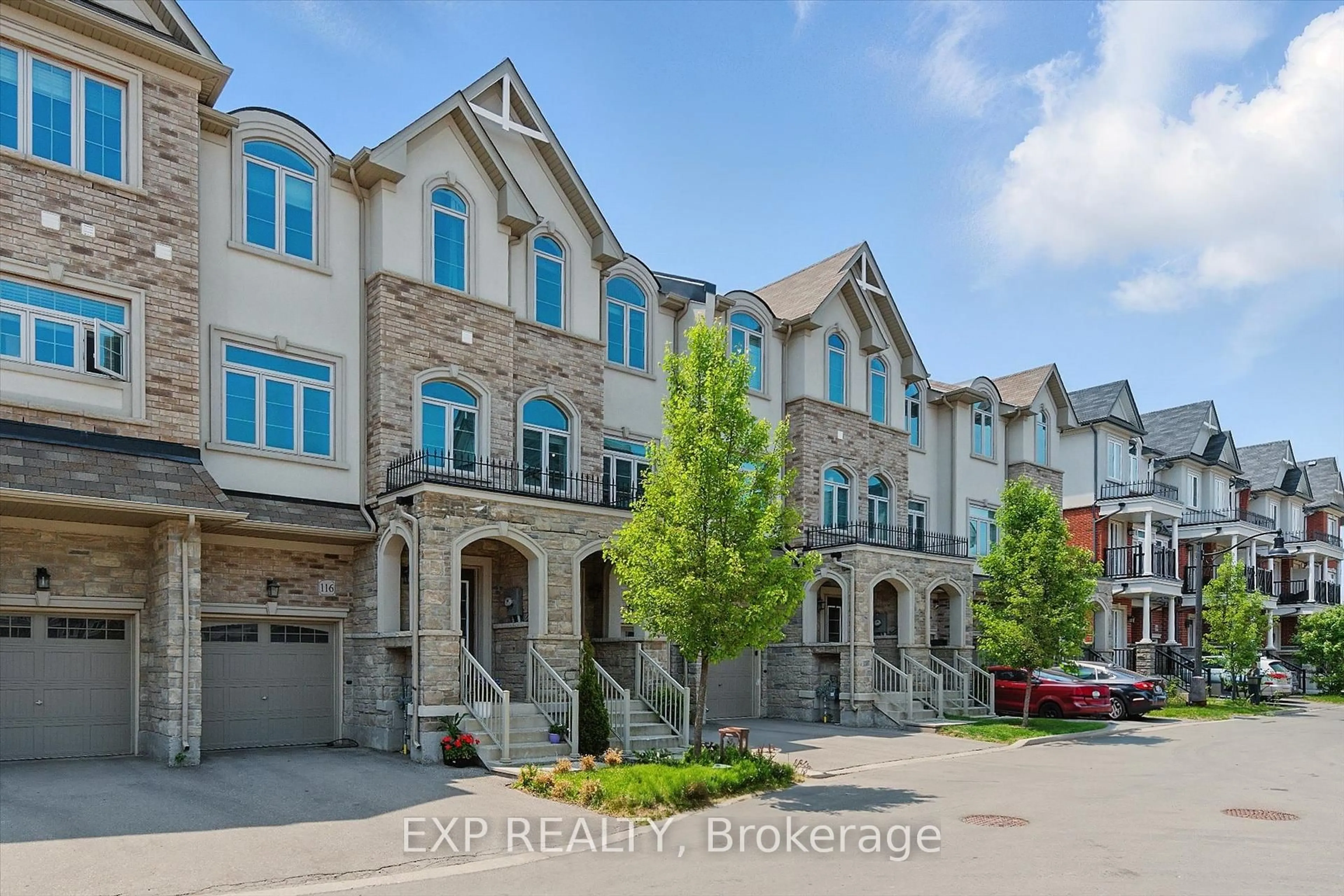 A pic from outside/outdoor area/front of a property/back of a property/a pic from drone, street for 114 Borers Creek Circ, Hamilton Ontario L8B 1W3