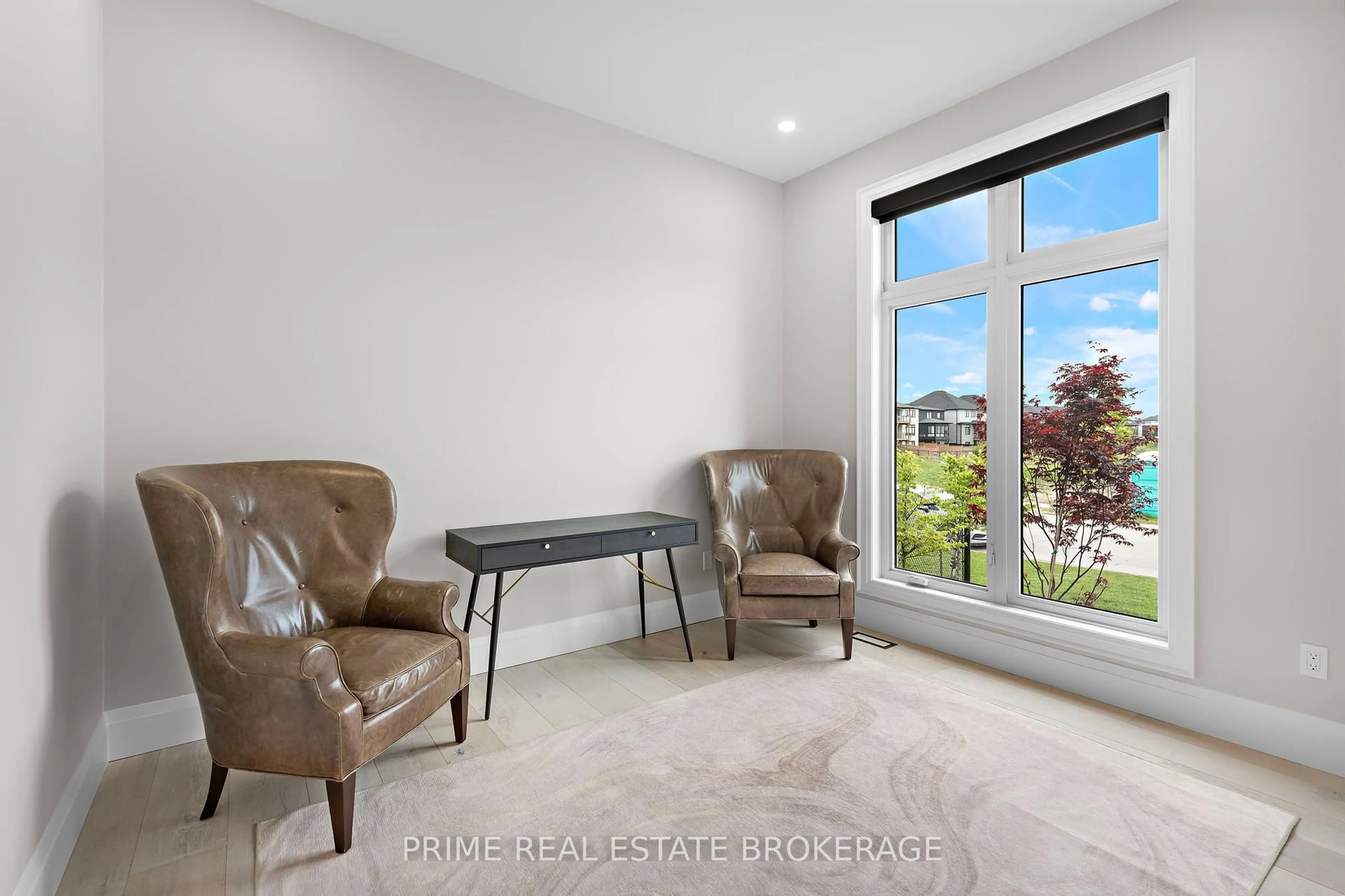 A pic of a room for 2540 Bridgehaven Dr, London North Ontario N6G 0Z7