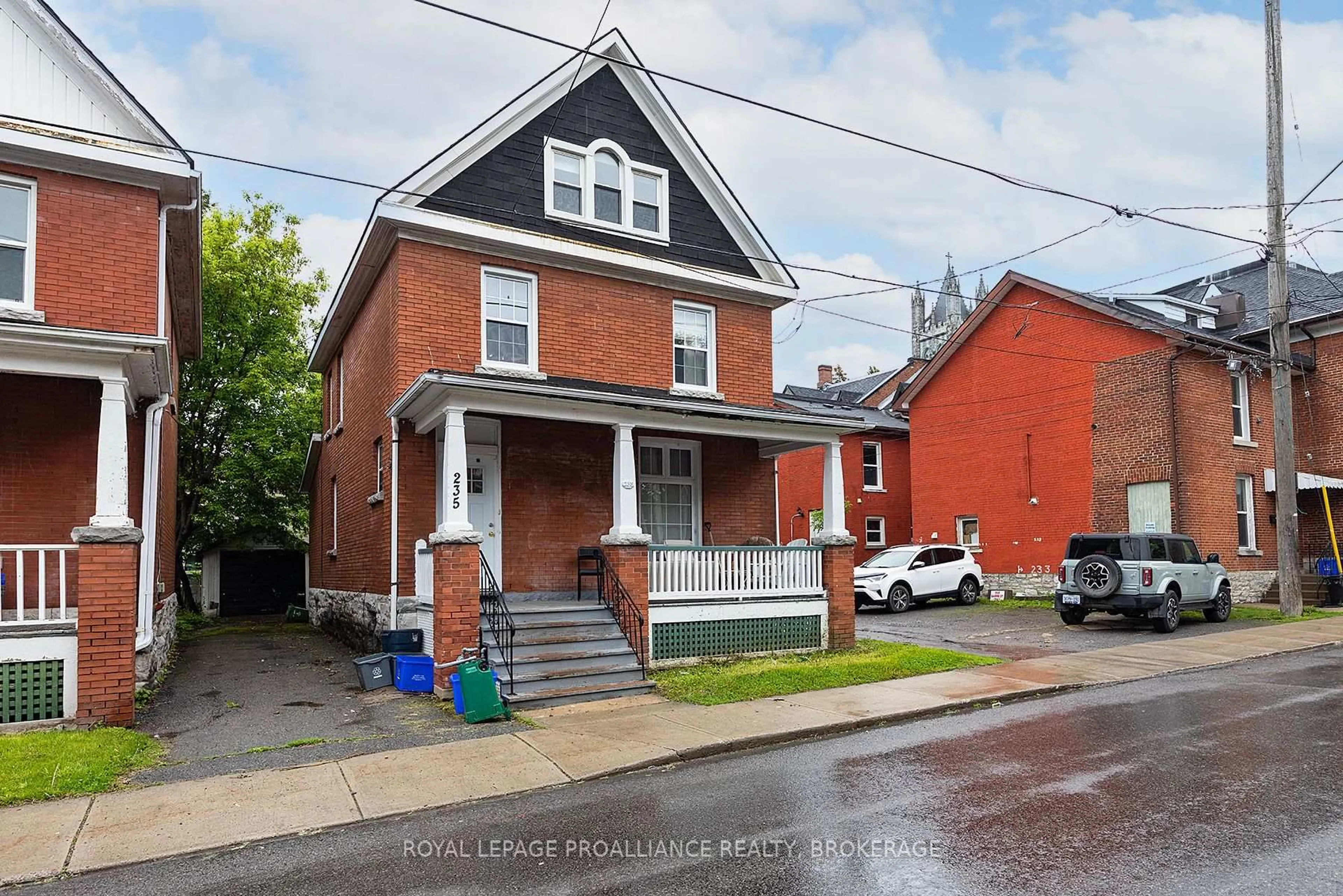 Home with brick exterior material, street for 235 William St, Kingston Ontario K7L 2E5