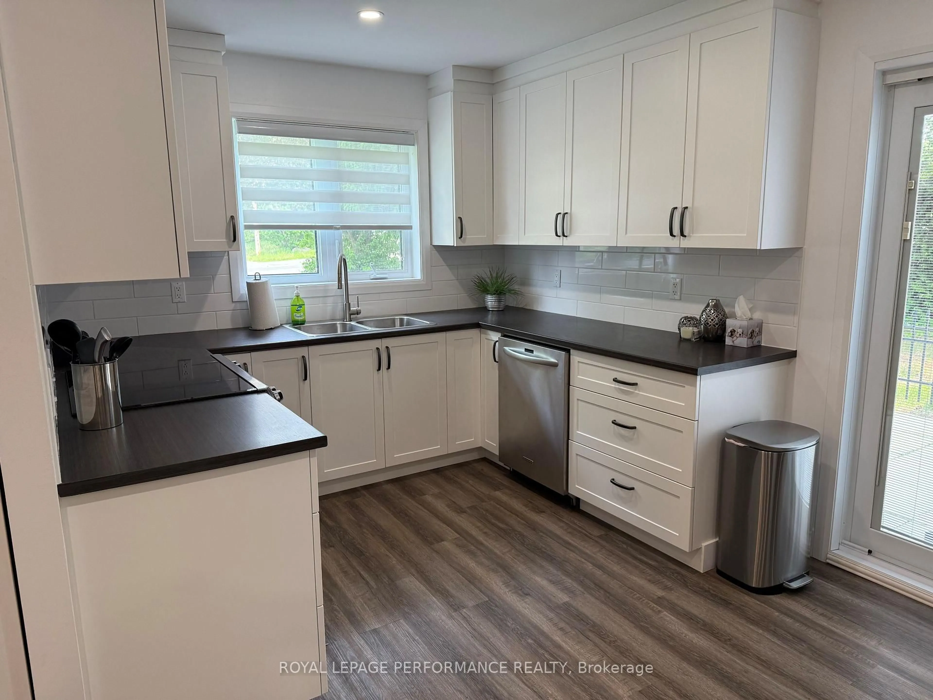 Unknown for 376 Cecile Blvd, Hawkesbury Ontario K6A 3L5