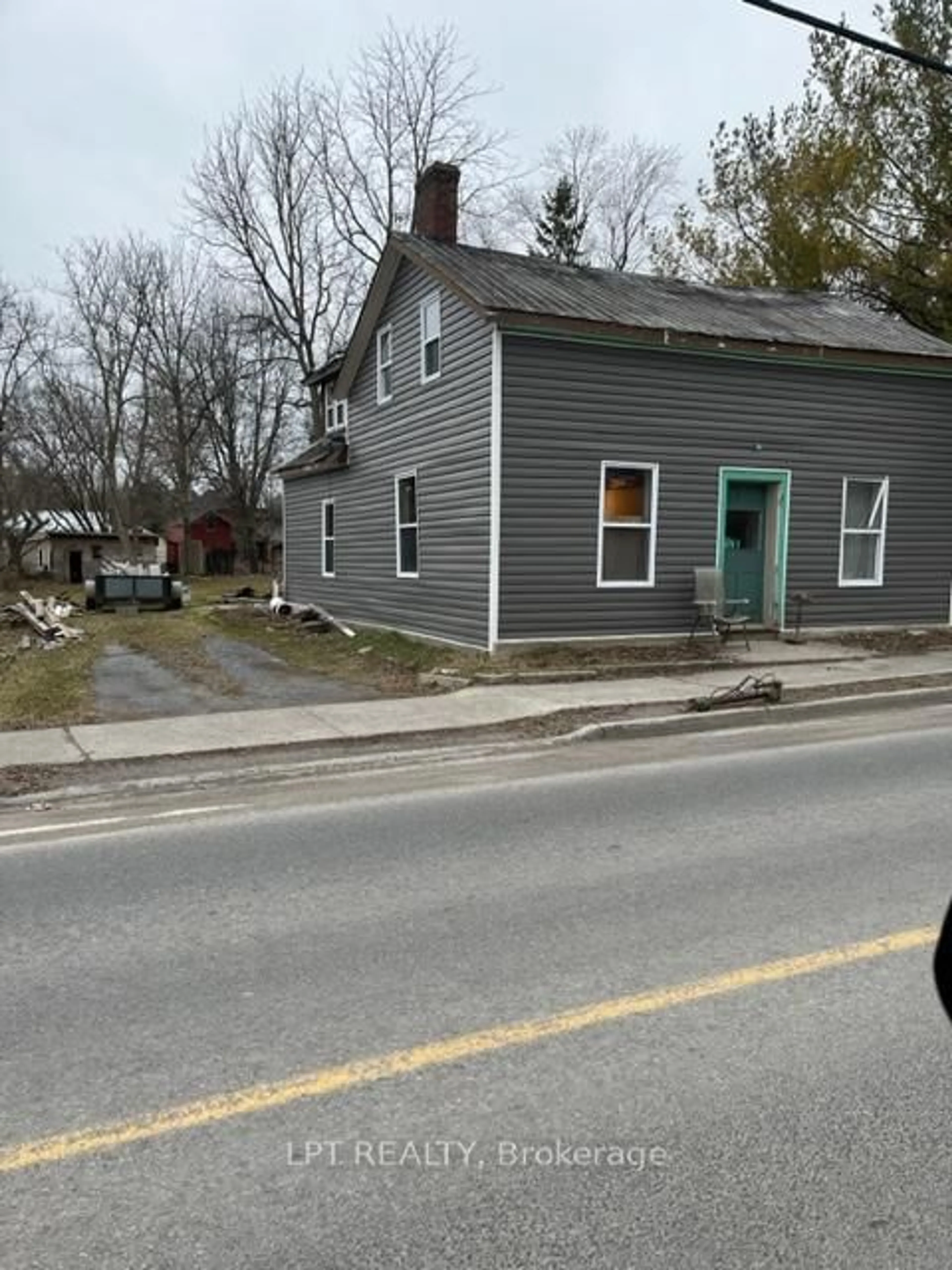 Unknown for 474 Main St, Prince Edward County Ontario K0K 3L0