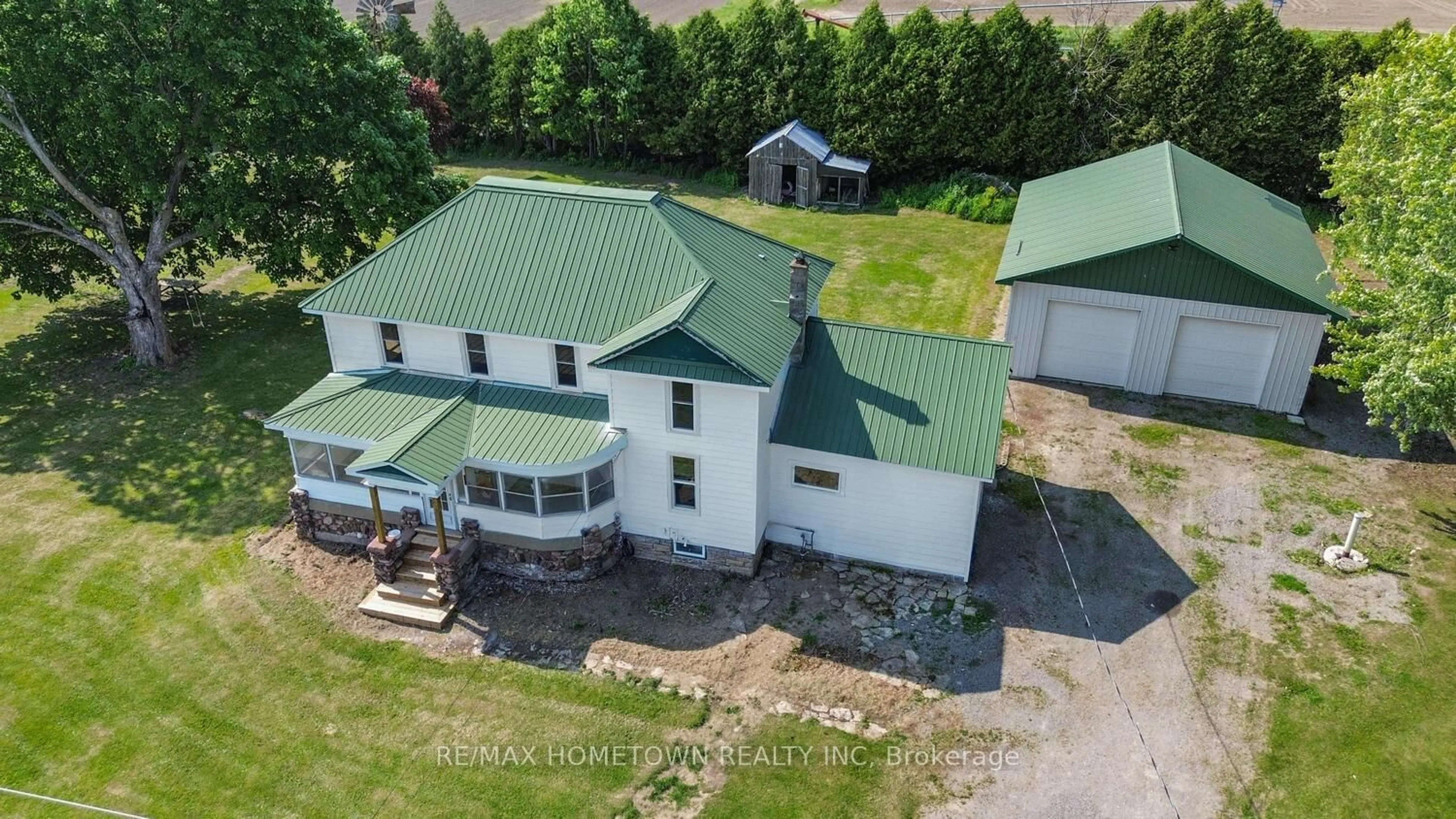 A pic from outside/outdoor area/front of a property/back of a property/a pic from drone, building for 54 Addison Rd, Athens Ontario K0E 1B0