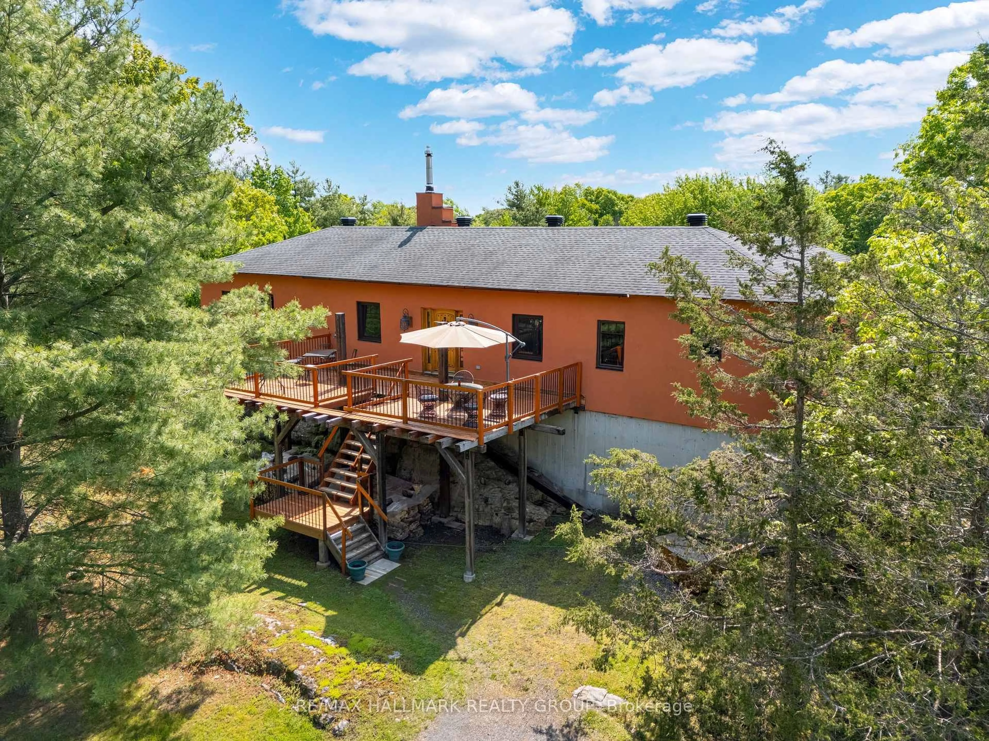 A pic from outside/outdoor area/front of a property/back of a property/a pic from drone, water/lake/river/ocean view for 15 County Road 5 Rd, Front of Yonge Ontario K0E 1R0