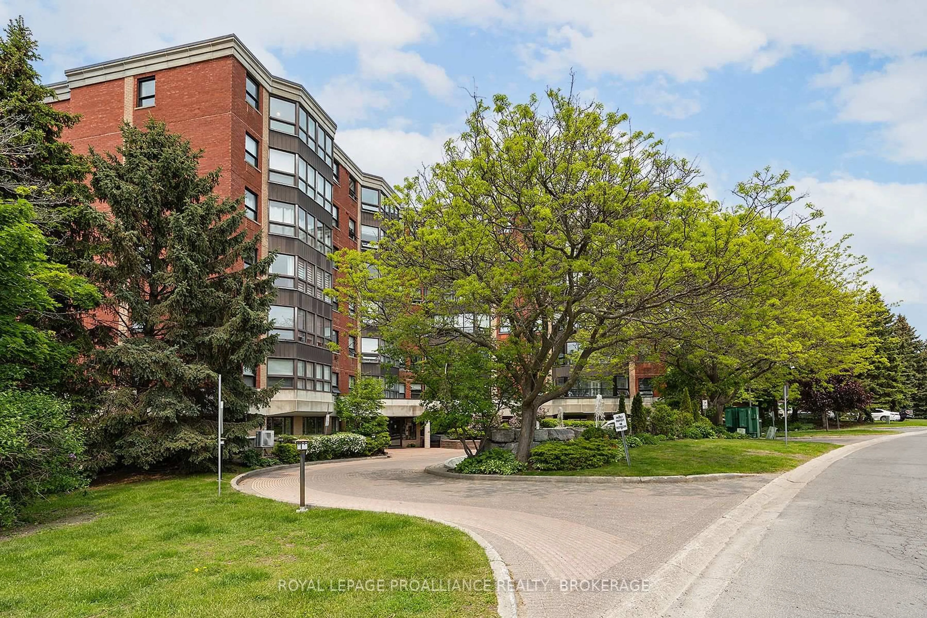 Unknown for 675 Davis Dr #702, Kingston Ontario K7M 8L5