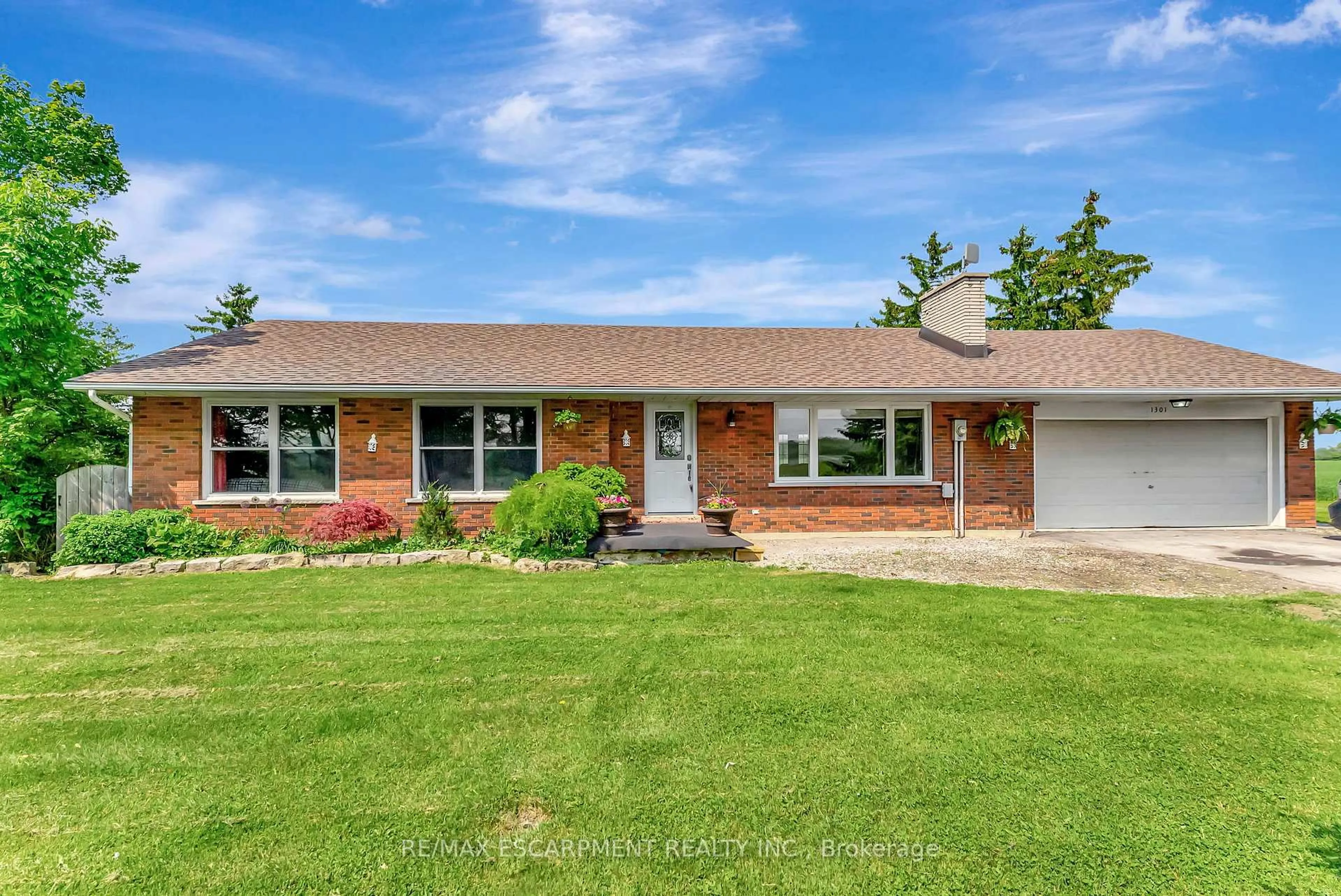 Home with brick exterior material, street for 1301 KOHLER Rd, Haldimand Ontario N0A 1E0