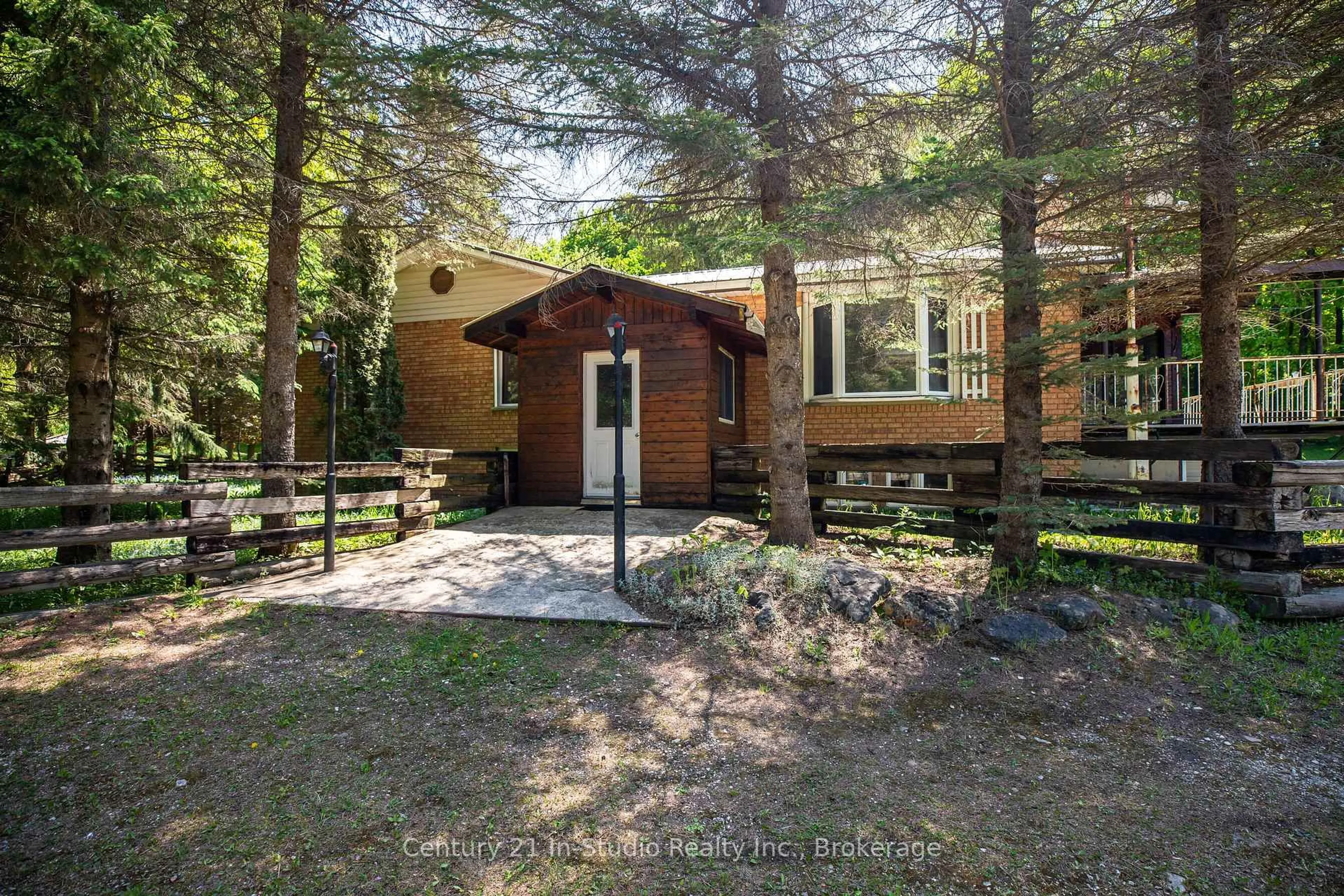 Unknown for 212 Canrobert St, Grey Highlands Ontario N0C 1E0