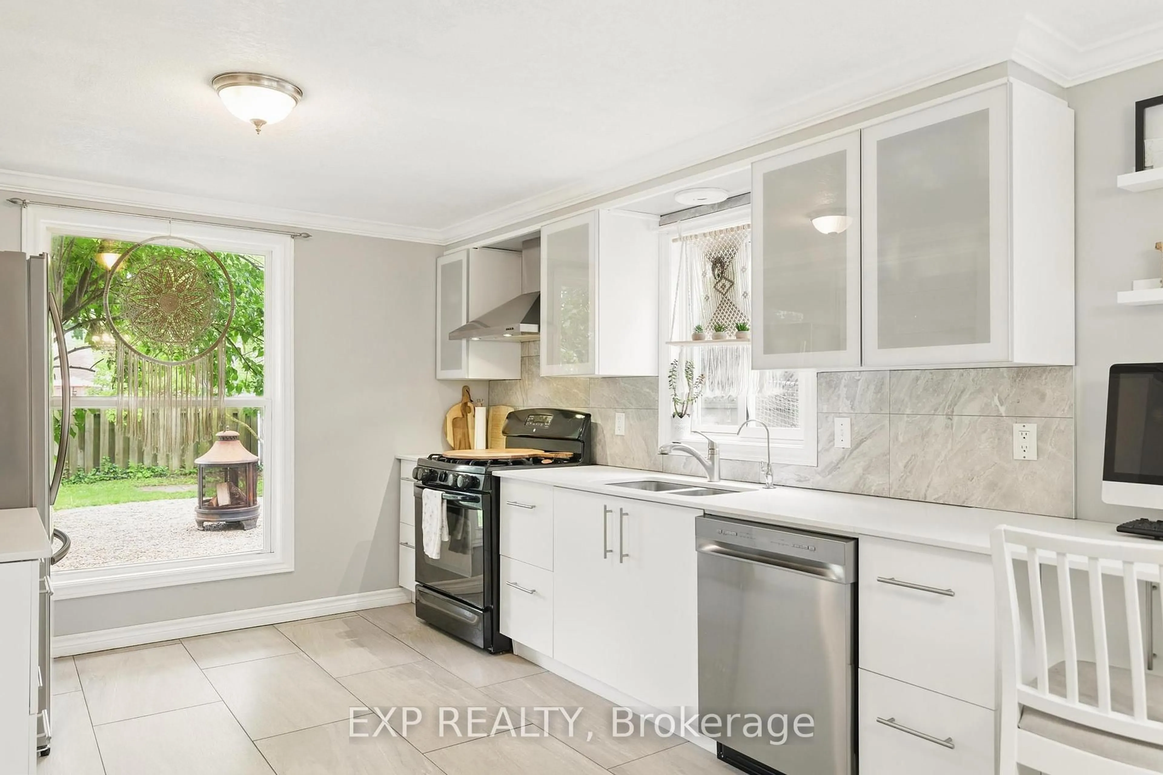 Unknown for 147 Rolling Meadows Dr, Kitchener Ontario N2N 1X8