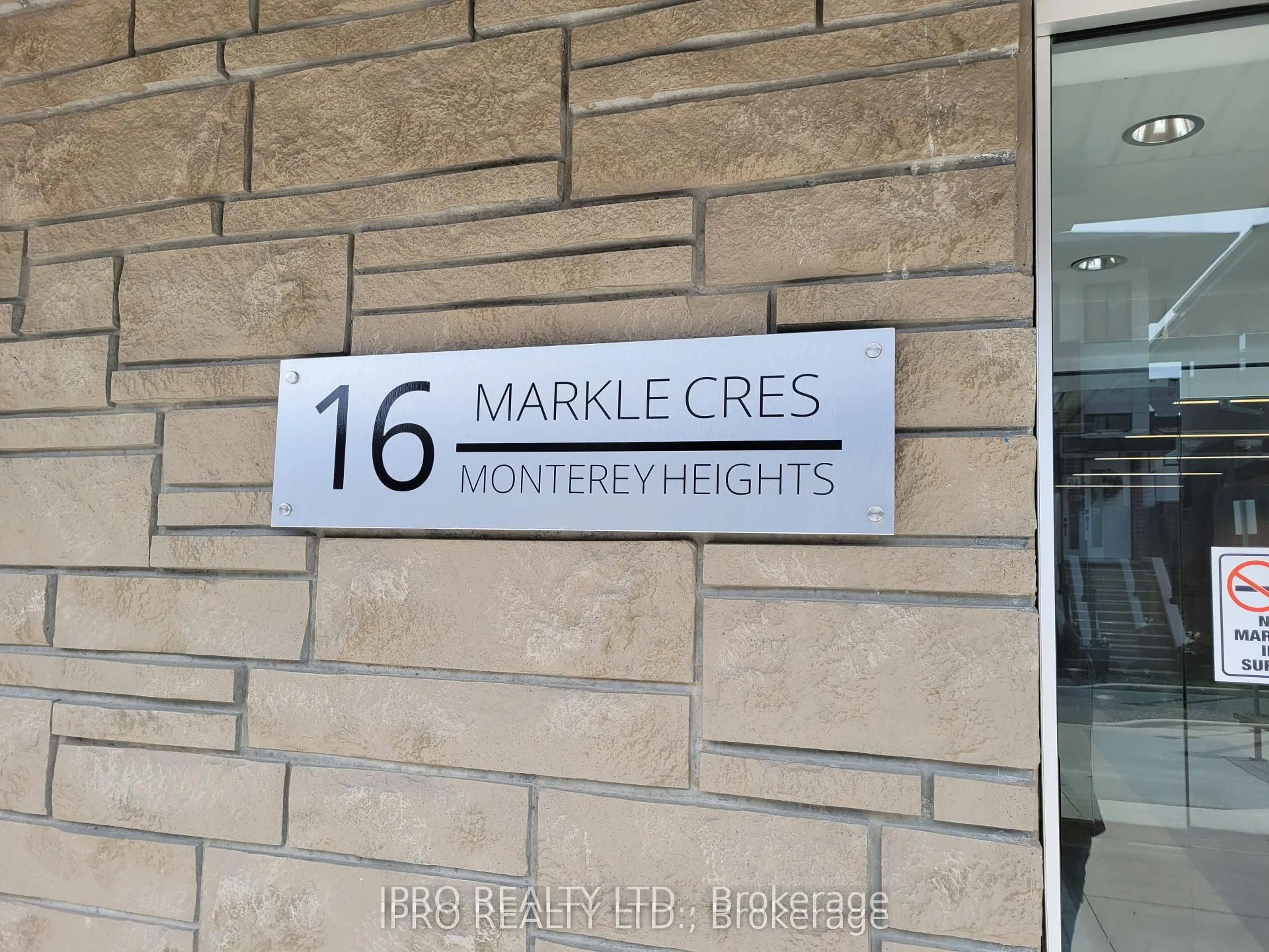 Unknown for 16 Markle Cres #301, Hamilton Ontario L9G 0H4