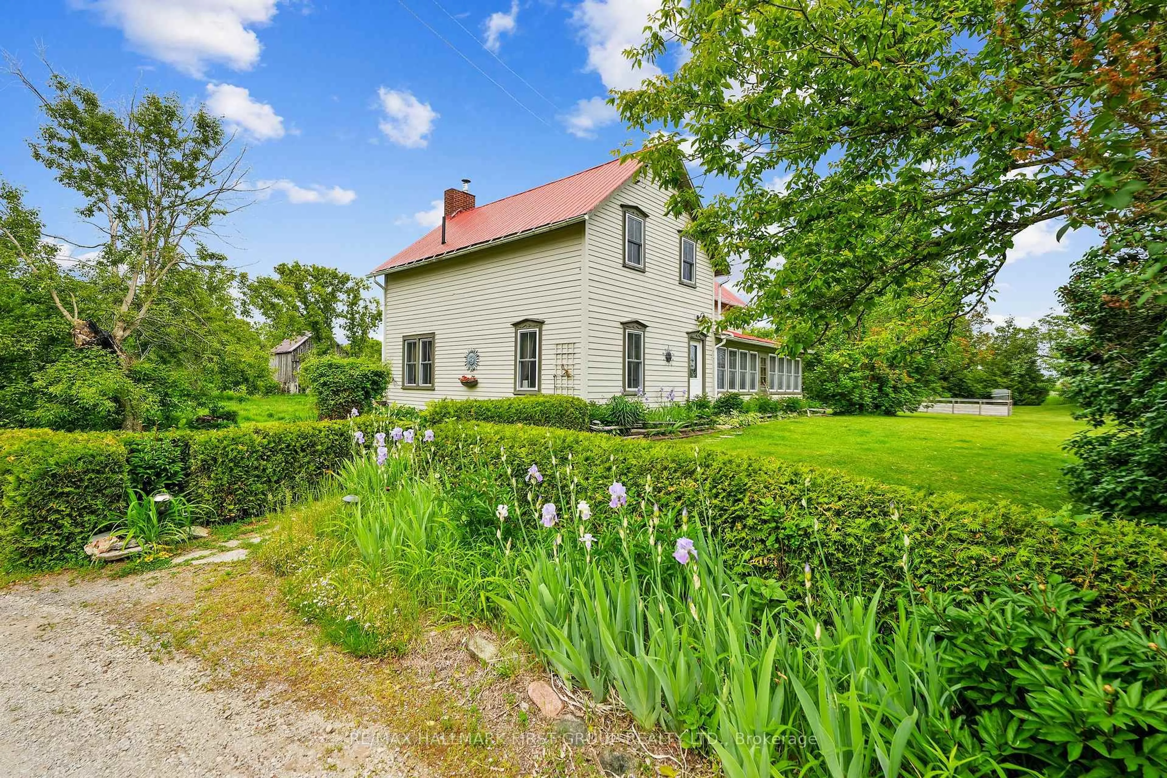 A pic from outside/outdoor area/front of a property/back of a property/a pic from drone, street for 98 Concession 3 Rd, Trent Hills Ontario K0K 3K0