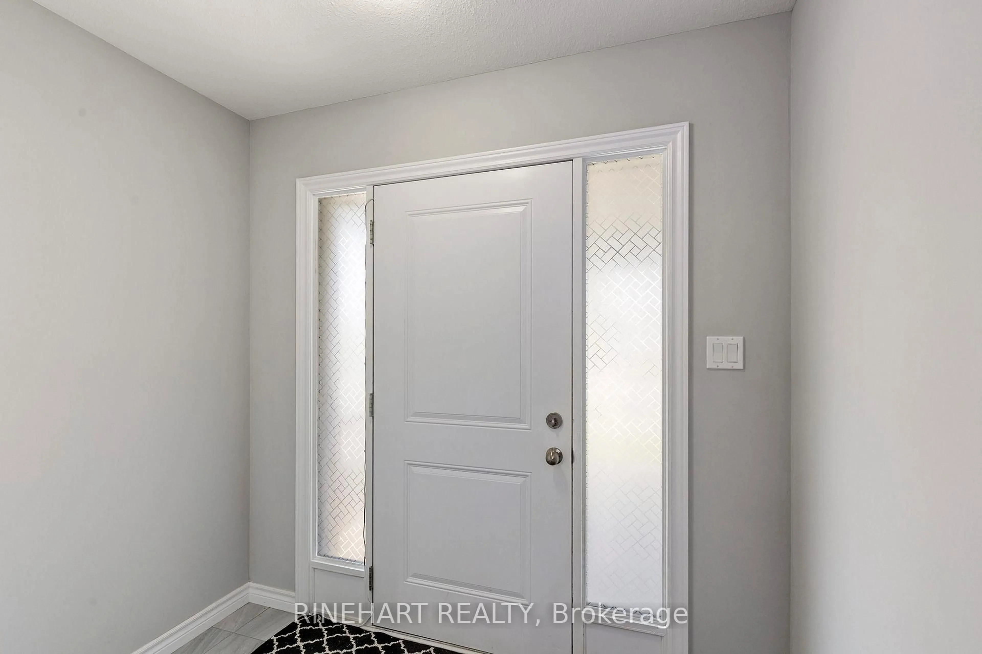 Indoor entryway for 1998 Gough Ave, London North Ontario N5X 0K4