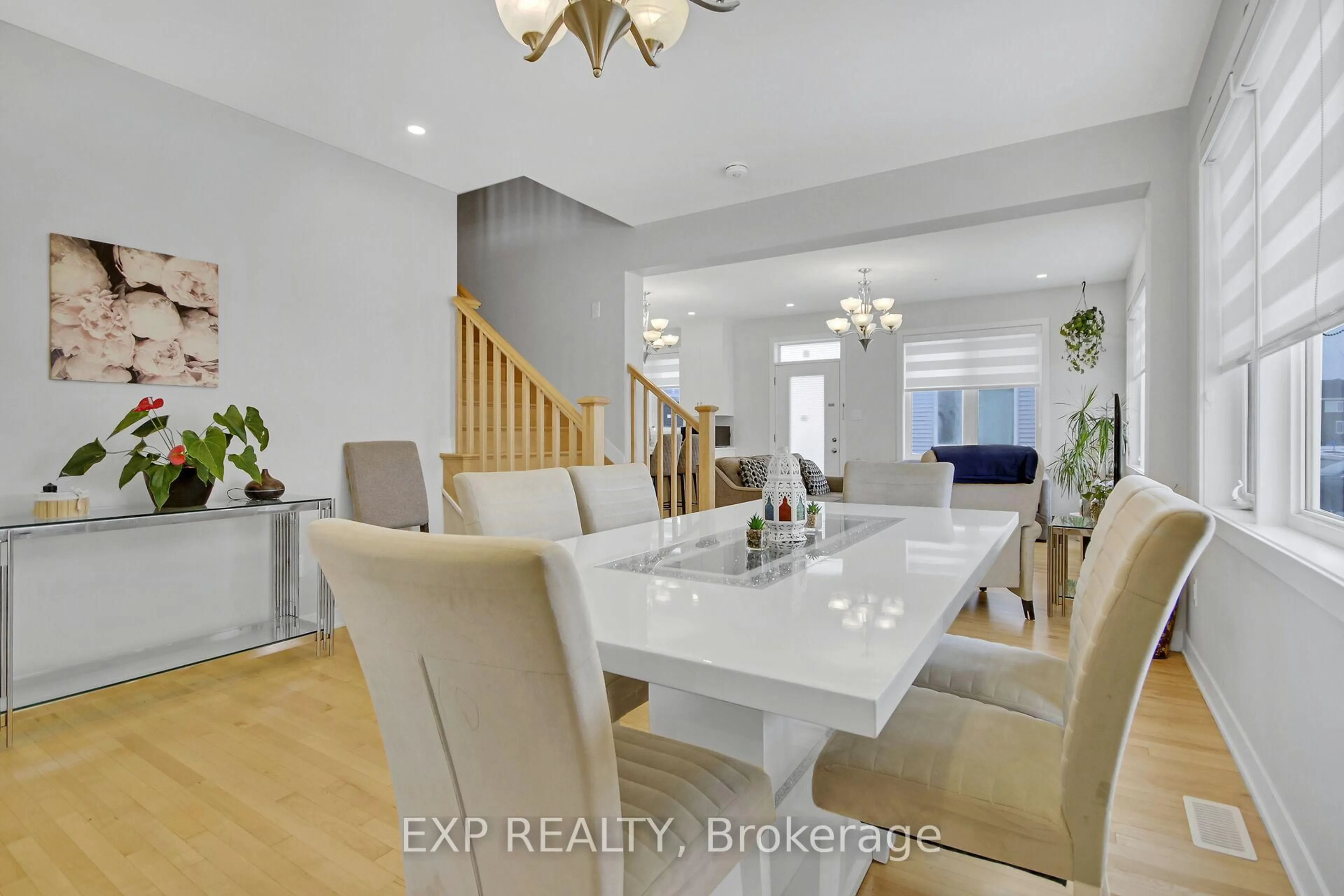 Dining room, ceramic/tile floor for 2021 Elevation Rd, Ottawa Ontario K2J 6W6