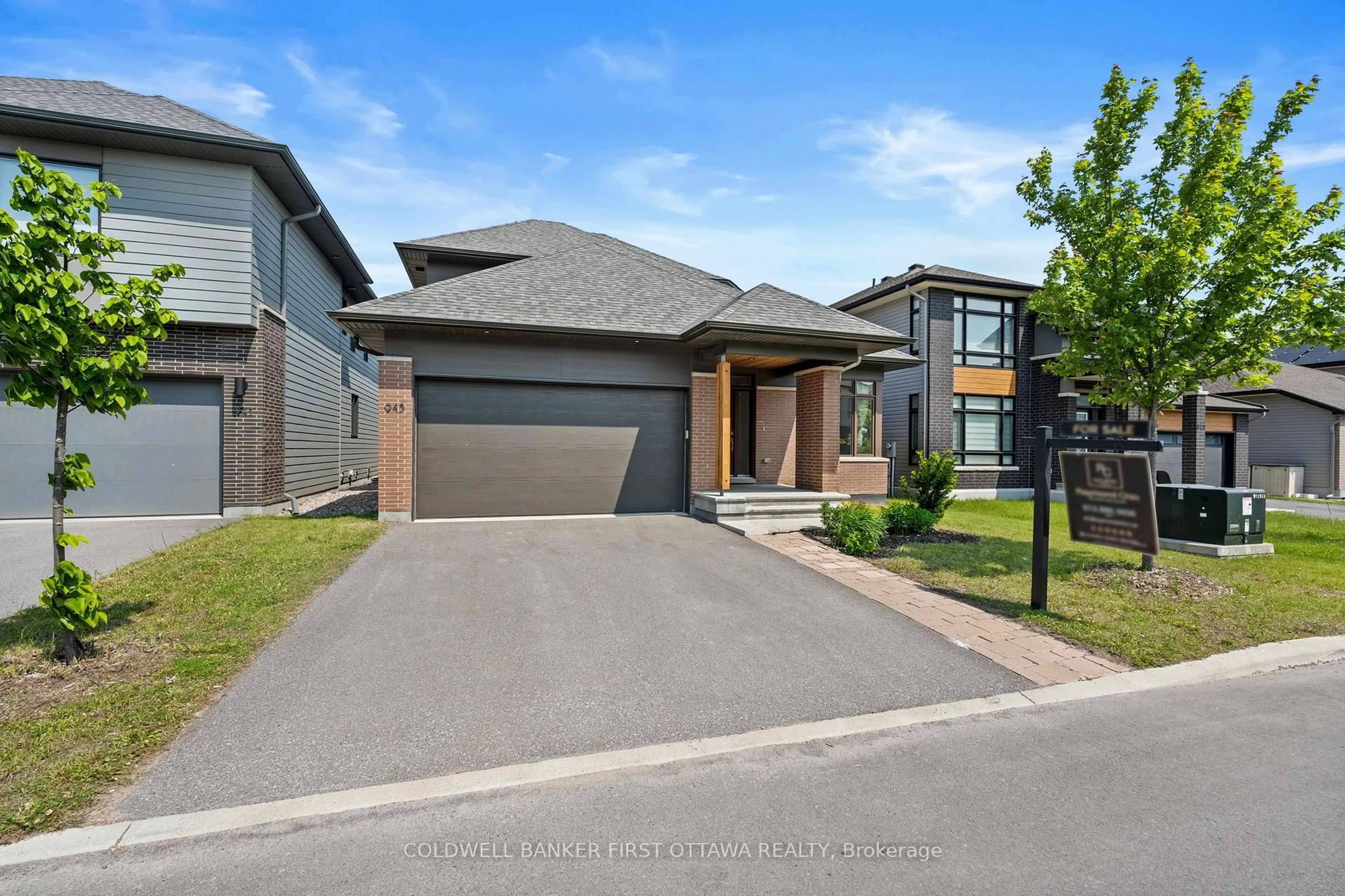Home with brick exterior material, street for 945 ISLINGTON Way, Ottawa Ontario K1T 0T7