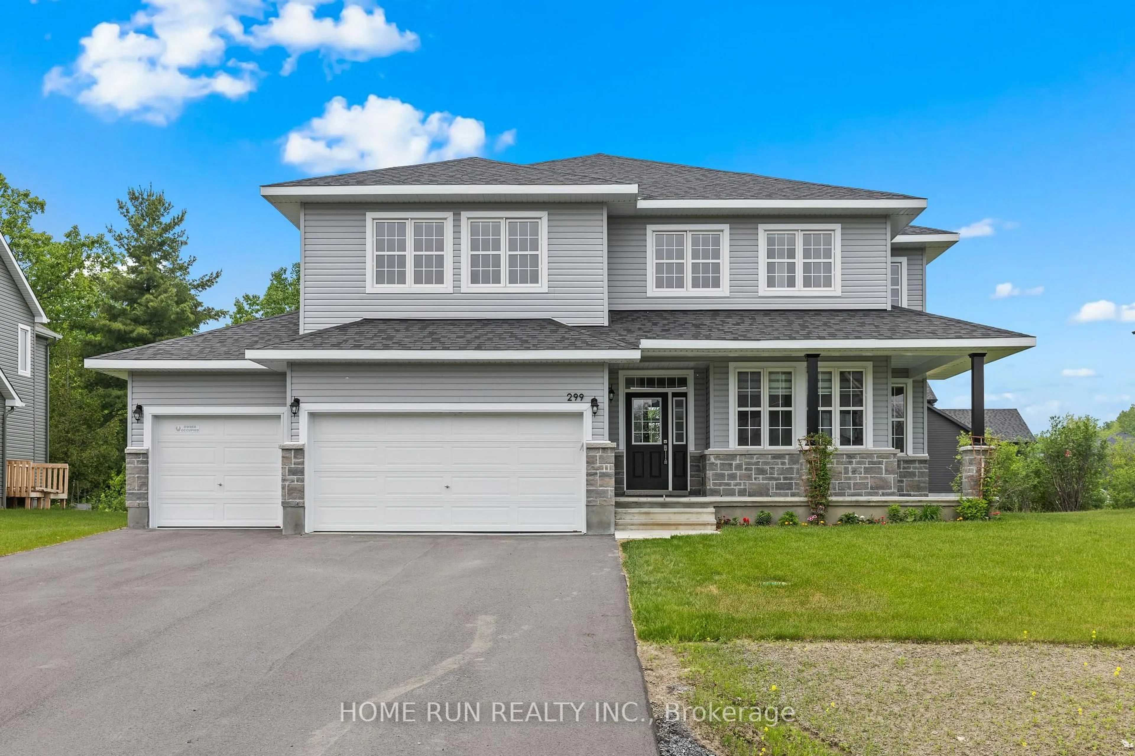 Home with vinyl exterior material, street for 299 Antler Crt, Almonte Ontario K0A 1A0
