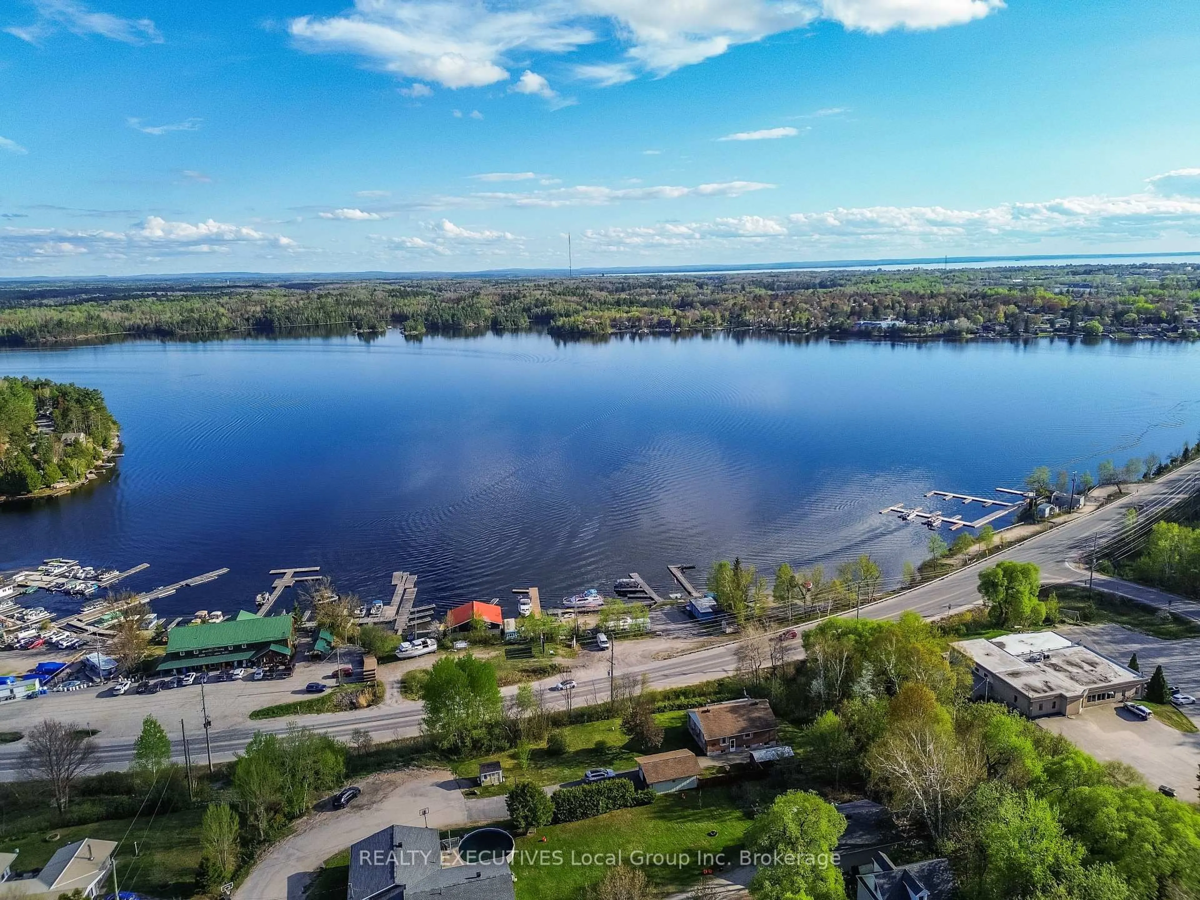 A pic from outside/outdoor area/front of a property/back of a property/a pic from drone, water/lake/river/ocean view for 33 Coles St, North Bay Ontario P1B 8G4