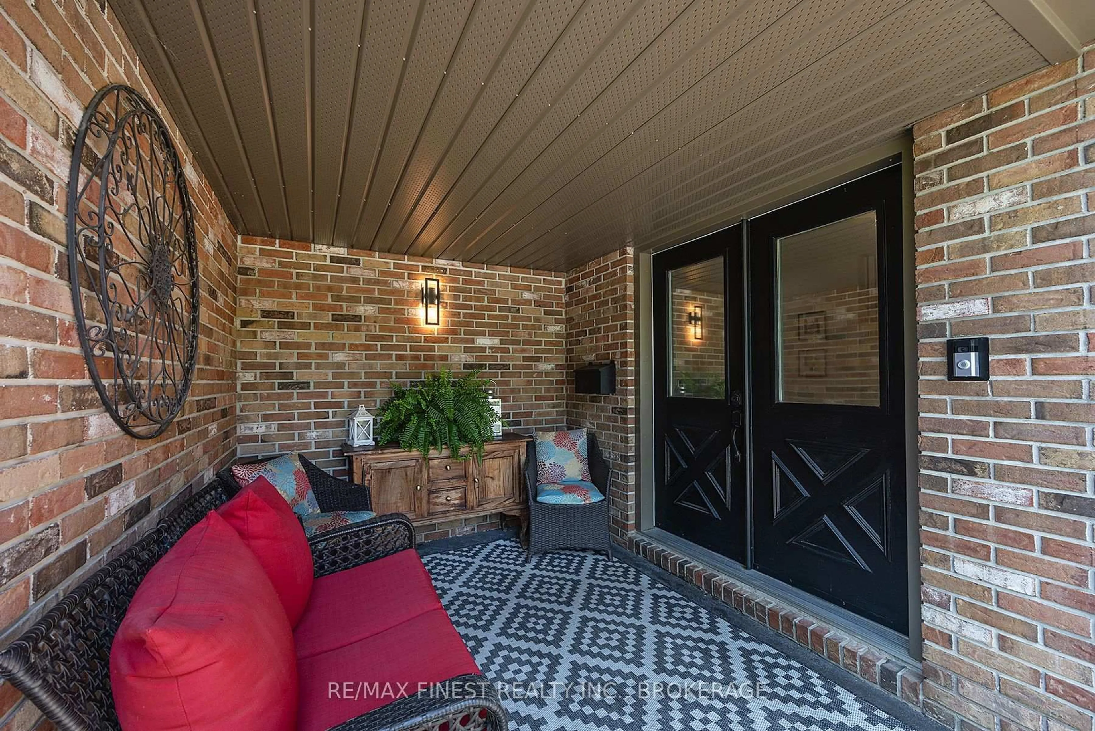 Unknown for 819 Safari Dr, Kingston Ontario K7M 6W2