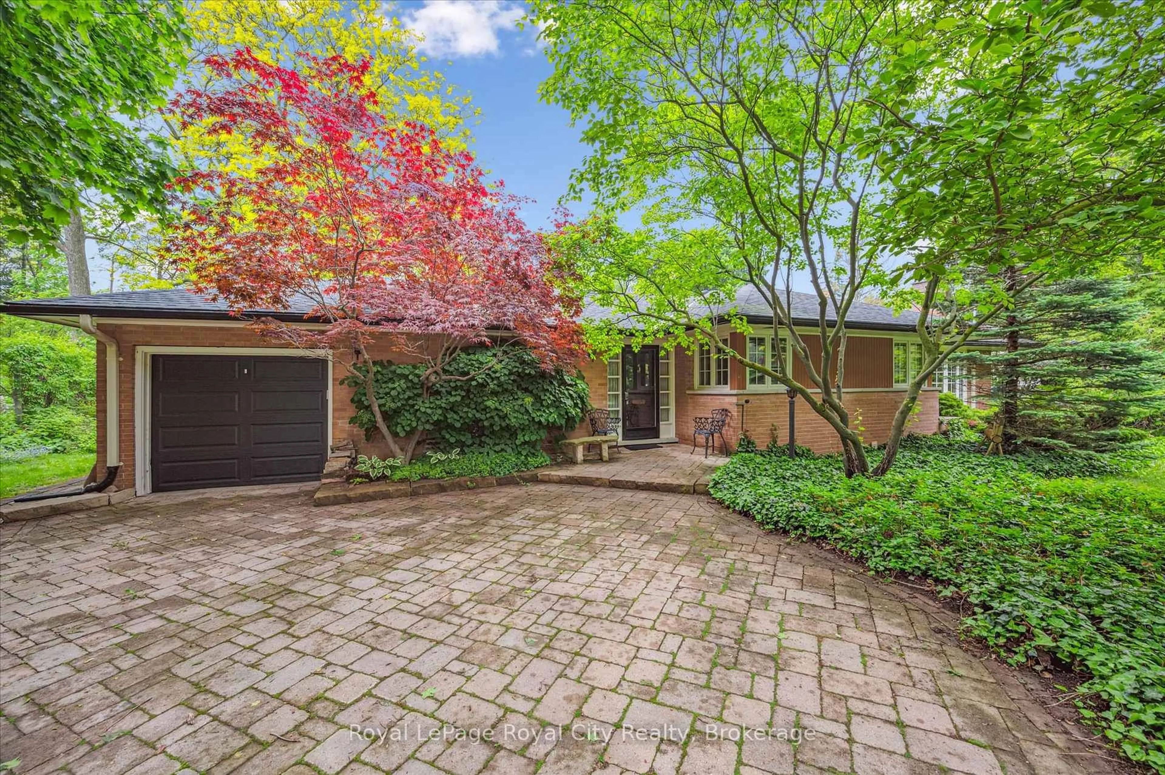 Unknown for 29 Lynwood Pl, Guelph Ontario N1G 2V9