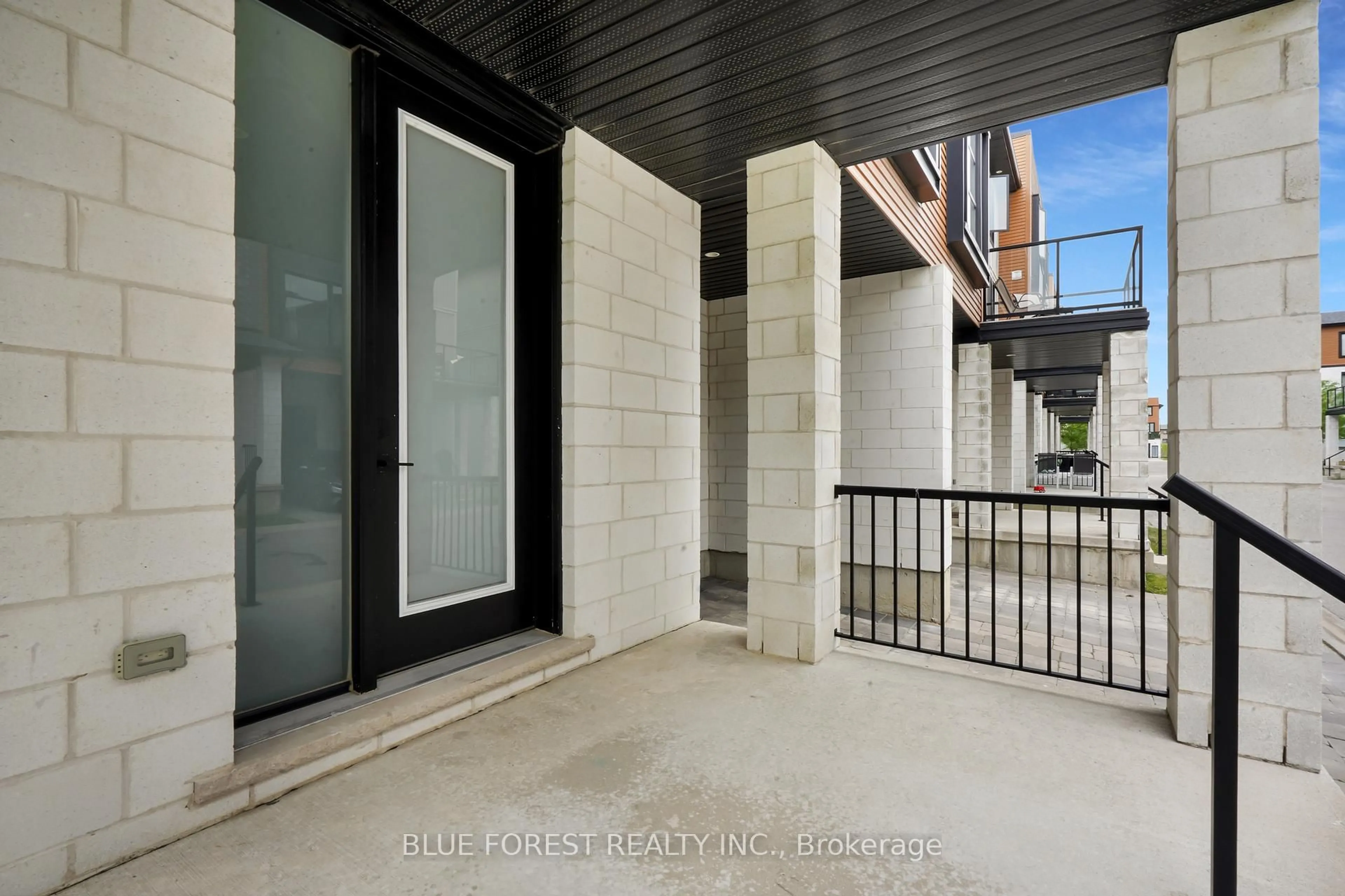Unknown for 956 Georgetown Dr, London North Ontario N6H 0J7