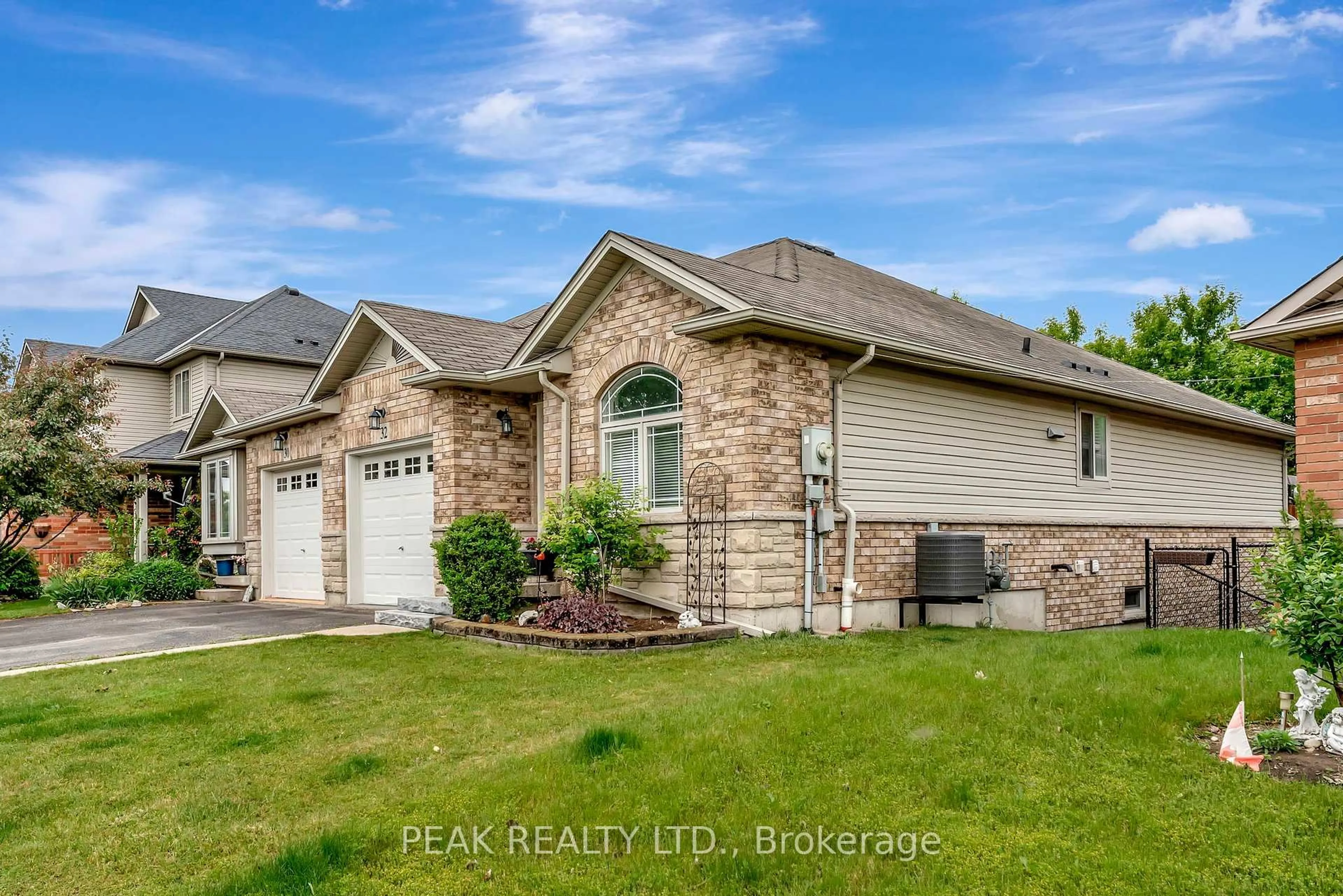 Home with brick exterior material, street for 30 Savannah Ridge Dr, Brant Ontario N3L 4G5